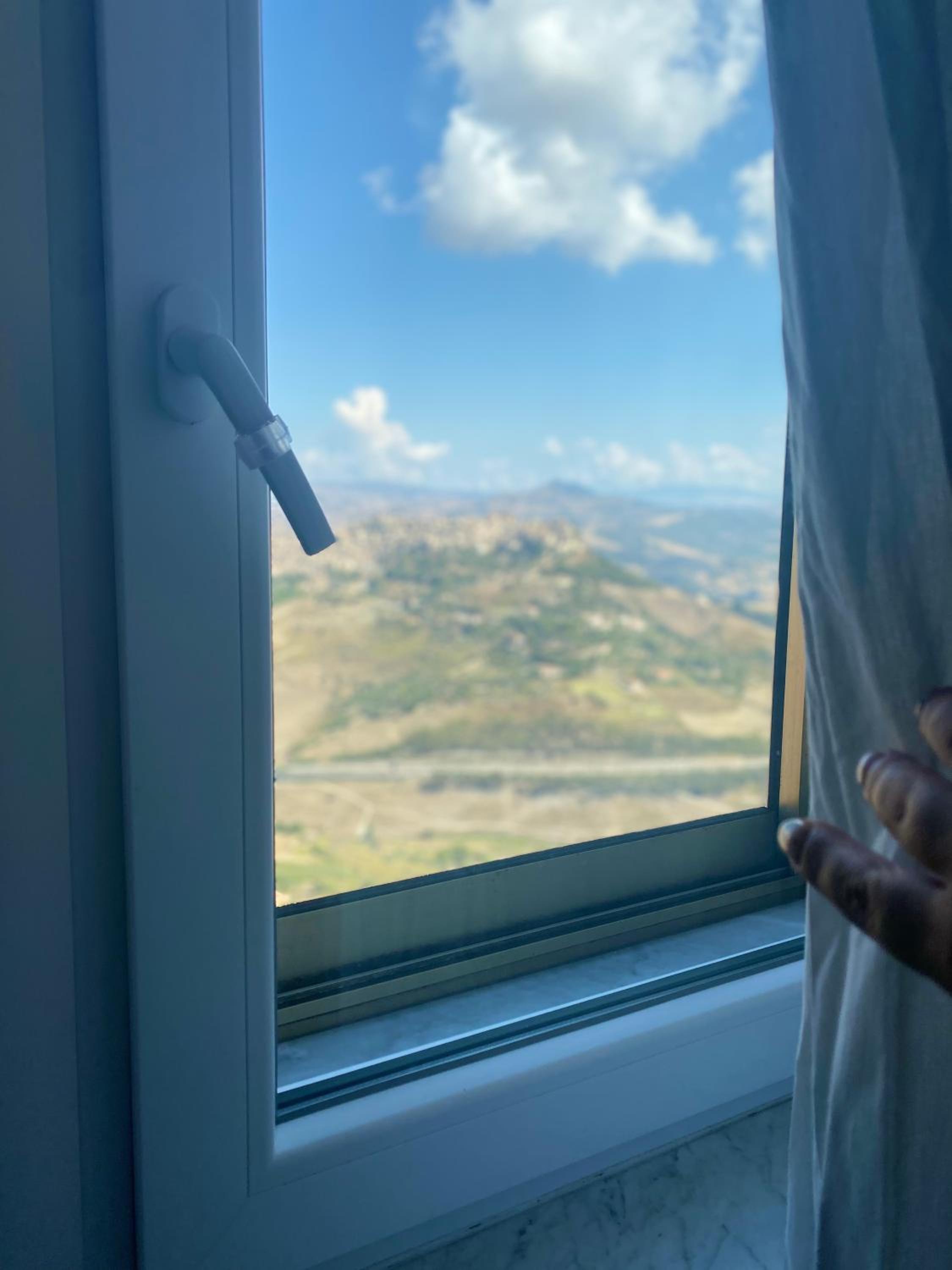 Double Room with Private External Bathroom - Photo 4
