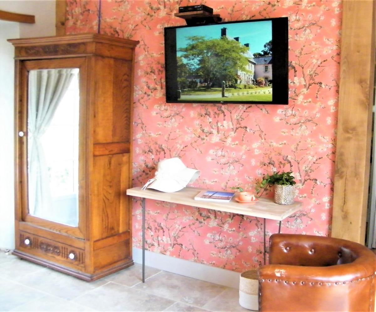 Deluxe King Room photo 3