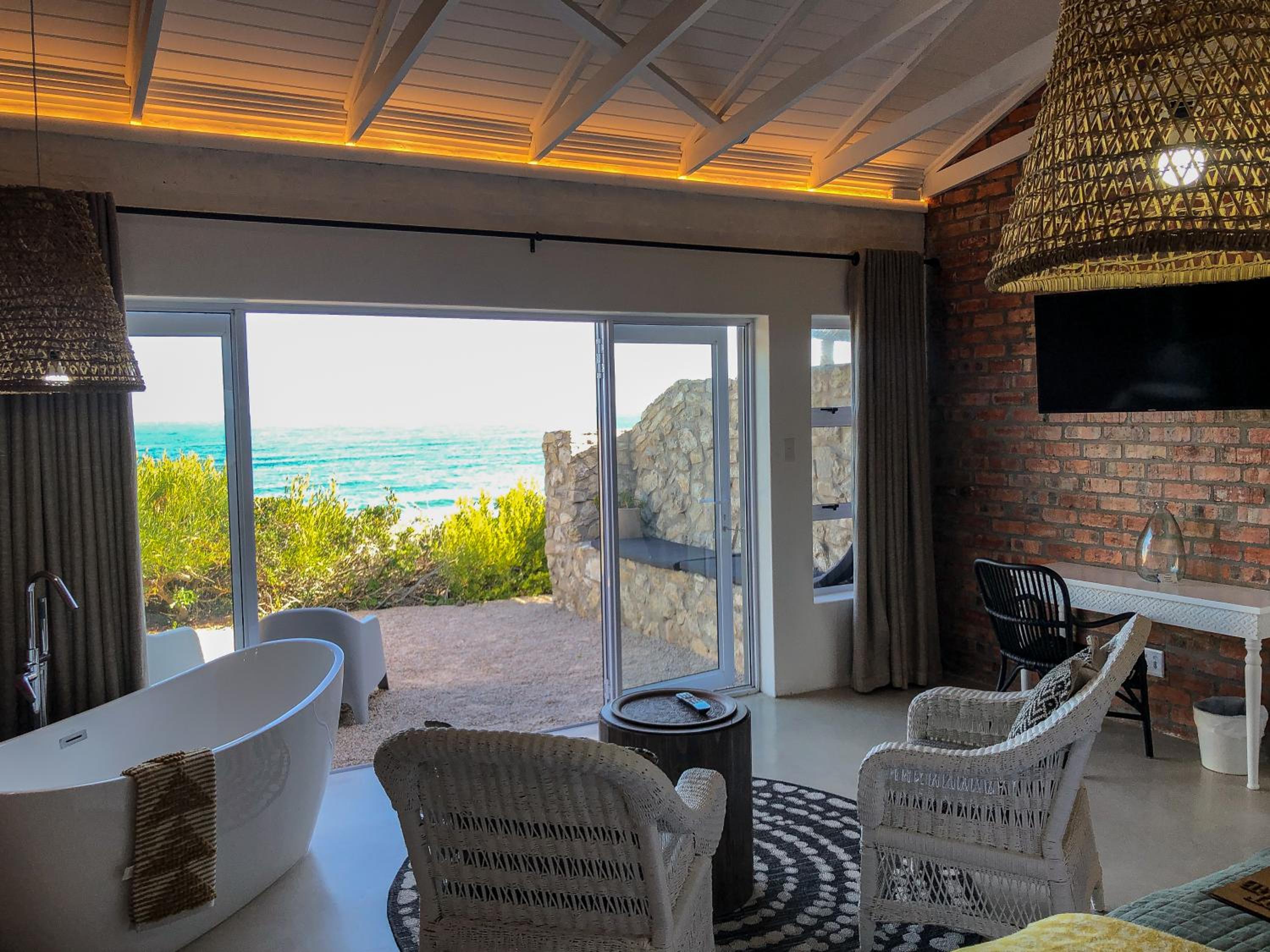 King Room with Sea View photo 1