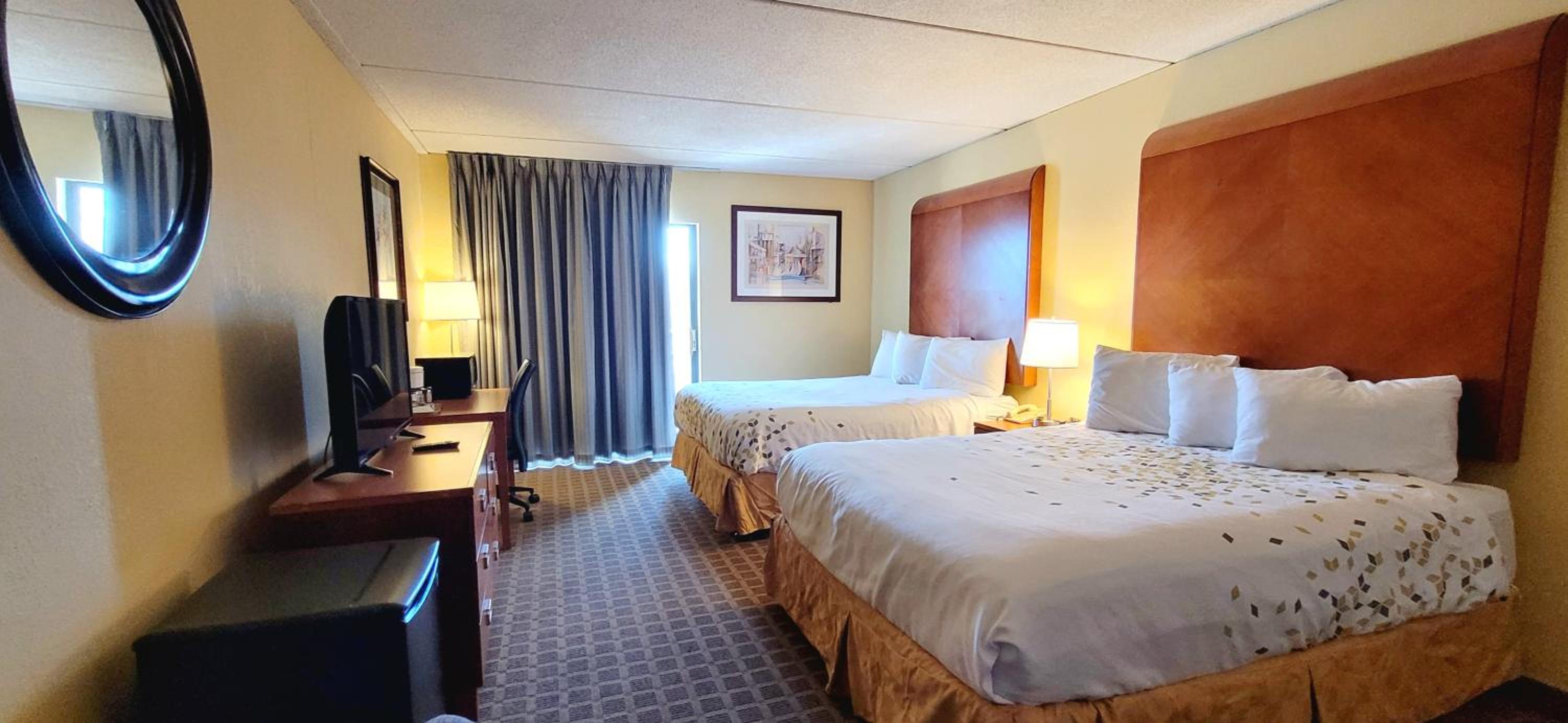 Standard Queen Room - Photo 1