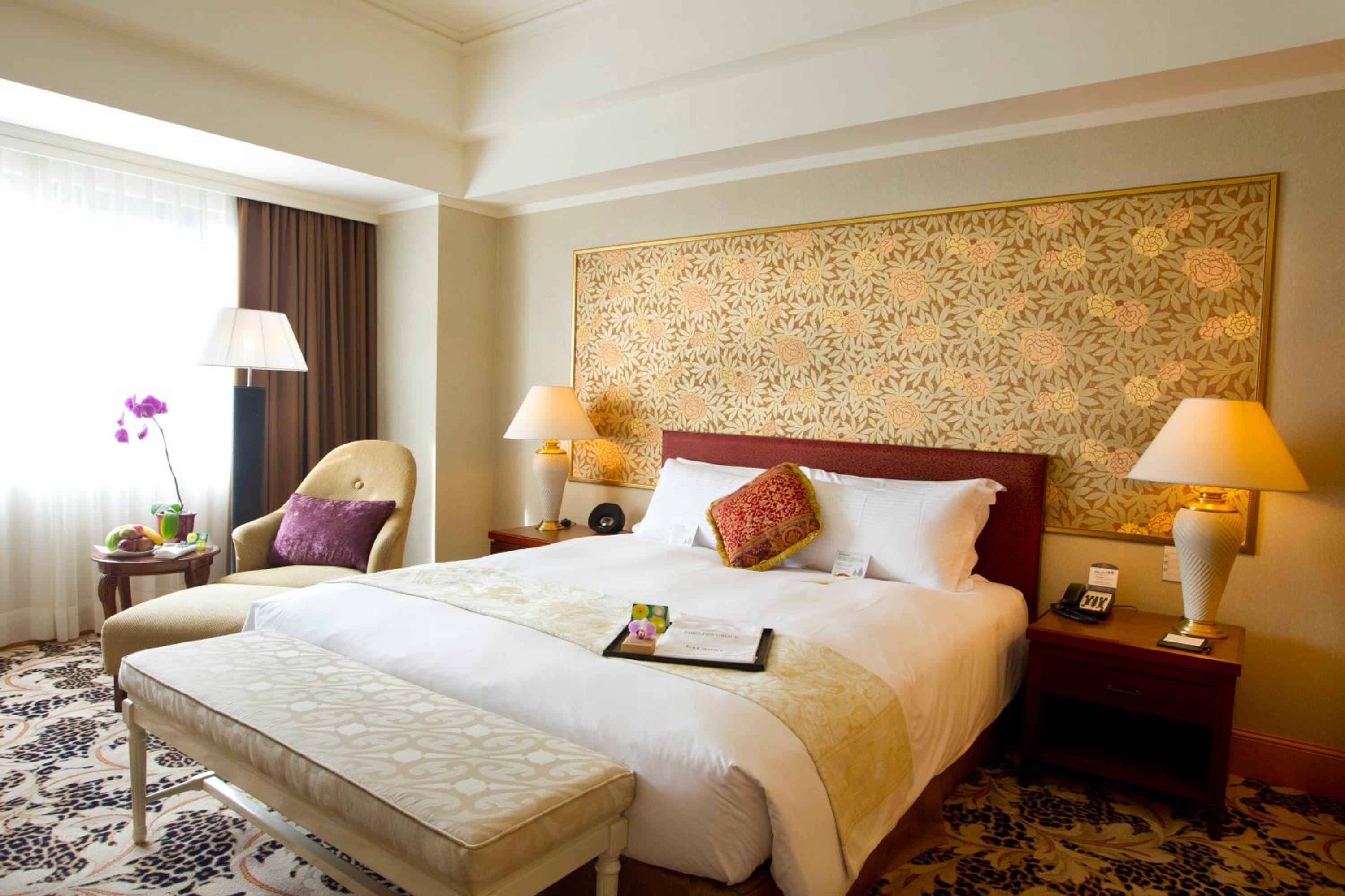Premier Suite - Photo 6