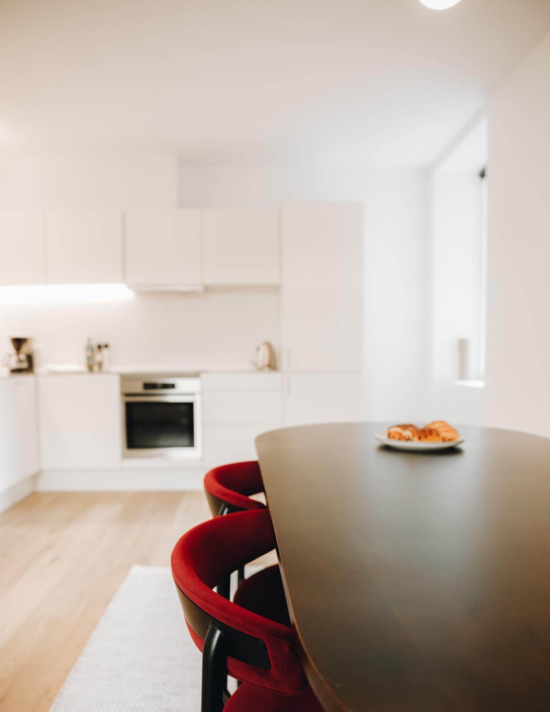 Beautiful 2-Bedroom Apartment photo 3