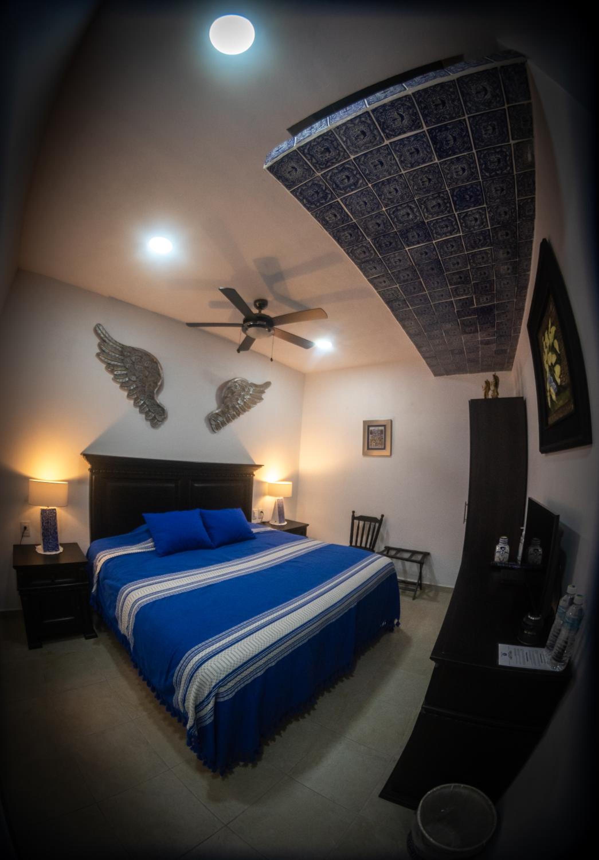 Deluxe Room - Photo 1