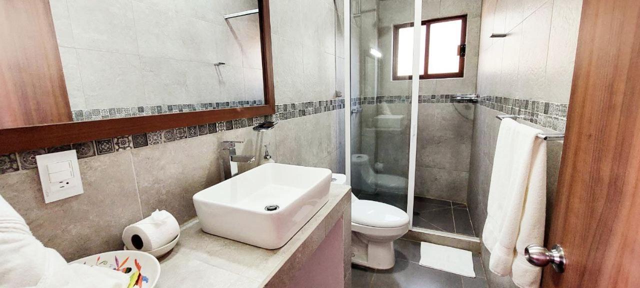 Deluxe Double Room with Balcony - Photo 6
