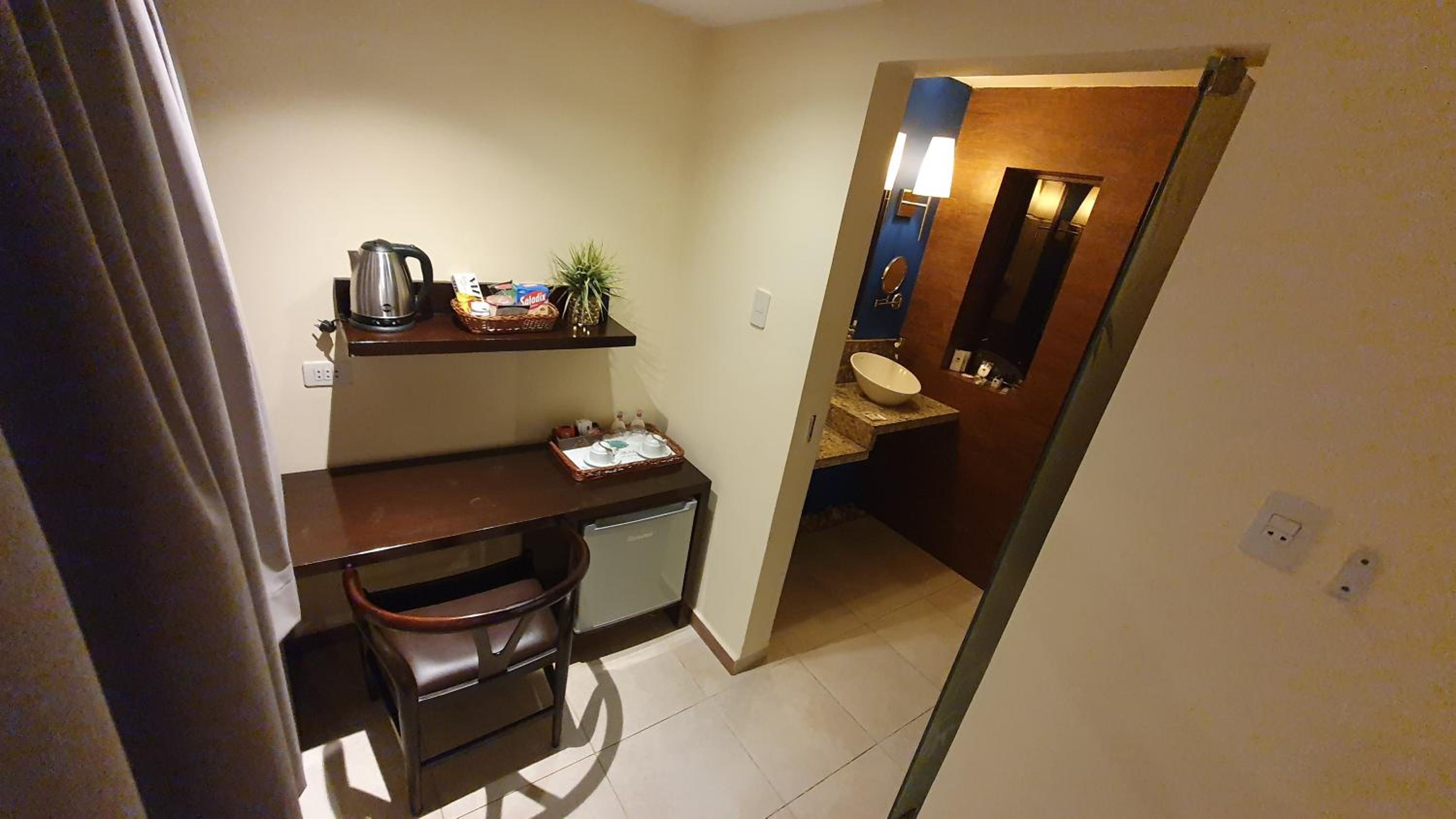 Deluxe Suite with Spa Bath