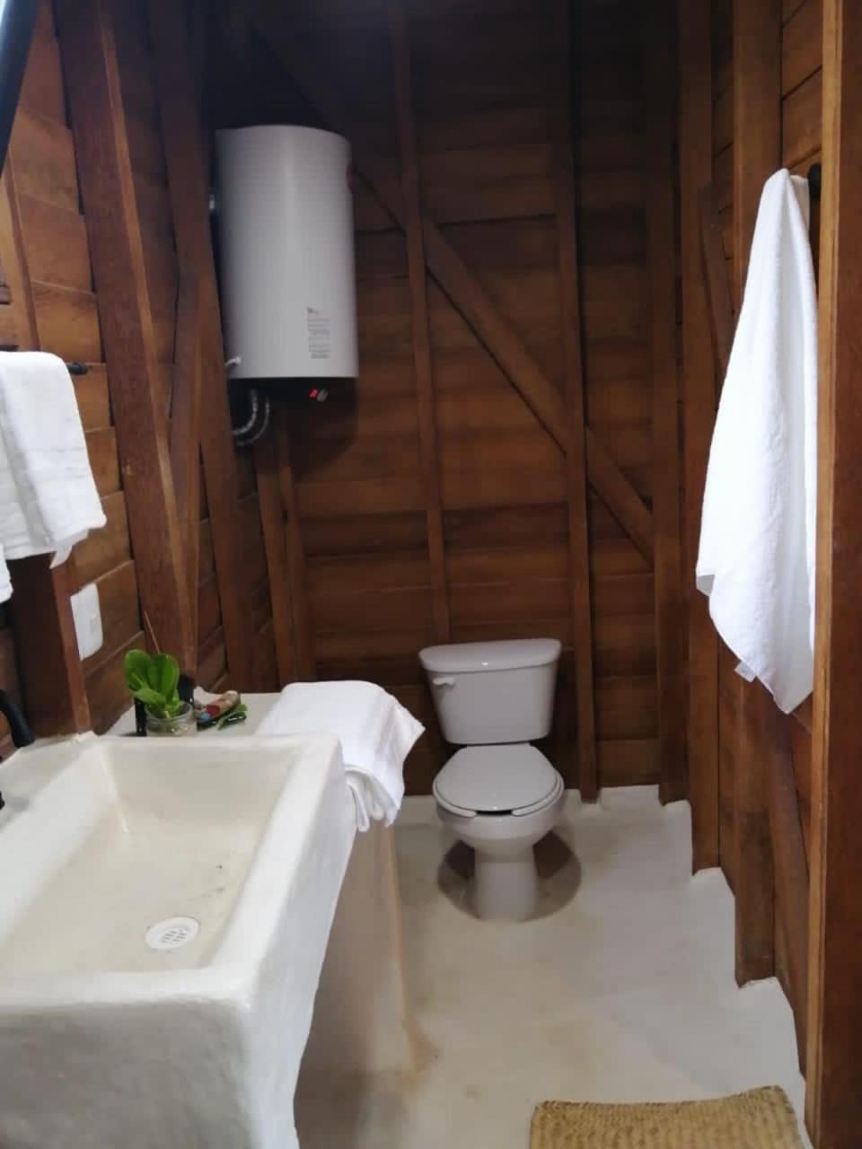 Deluxe Double Room with Balcony - Photo 30
