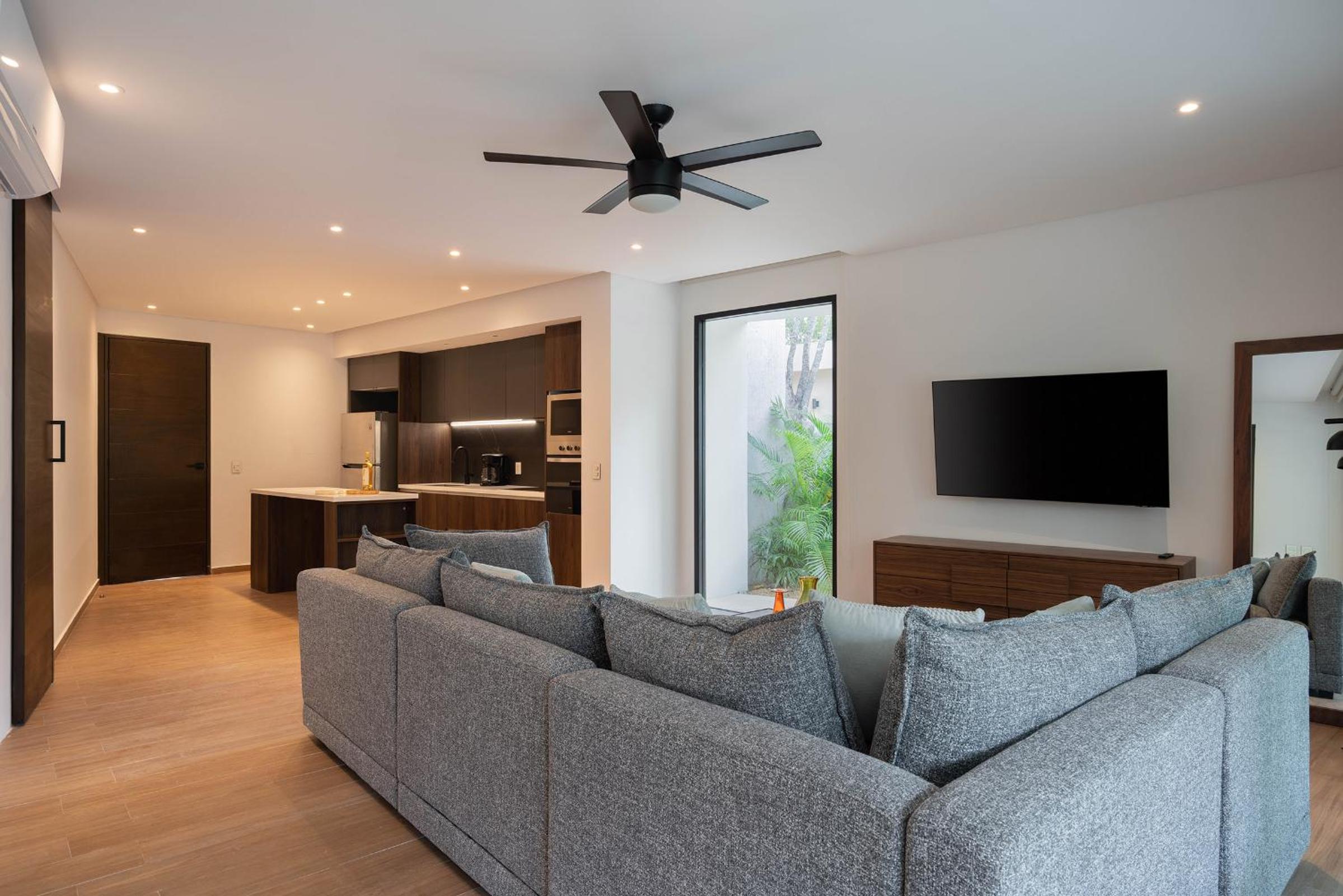 Königssuite mit privatem Pool und Garten