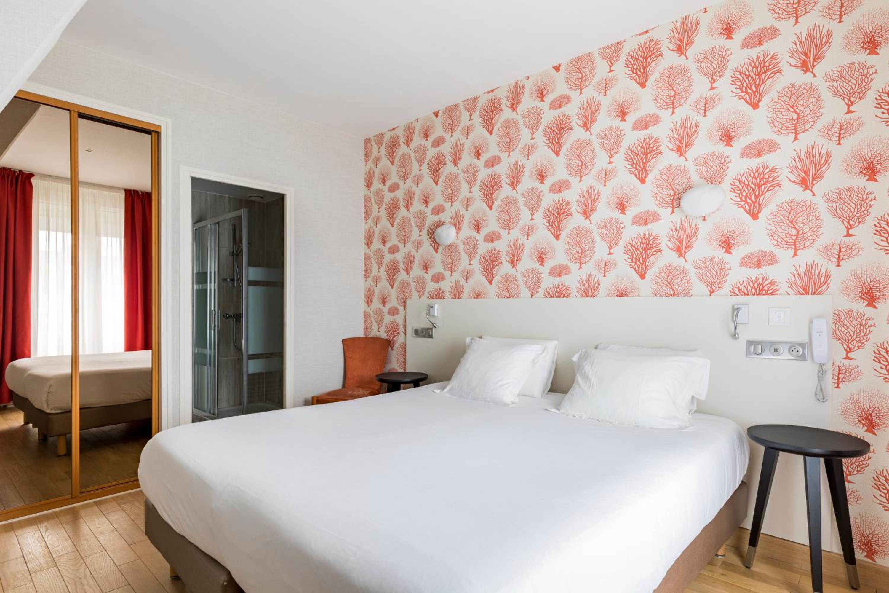 Superior Room (2 people) photo 2