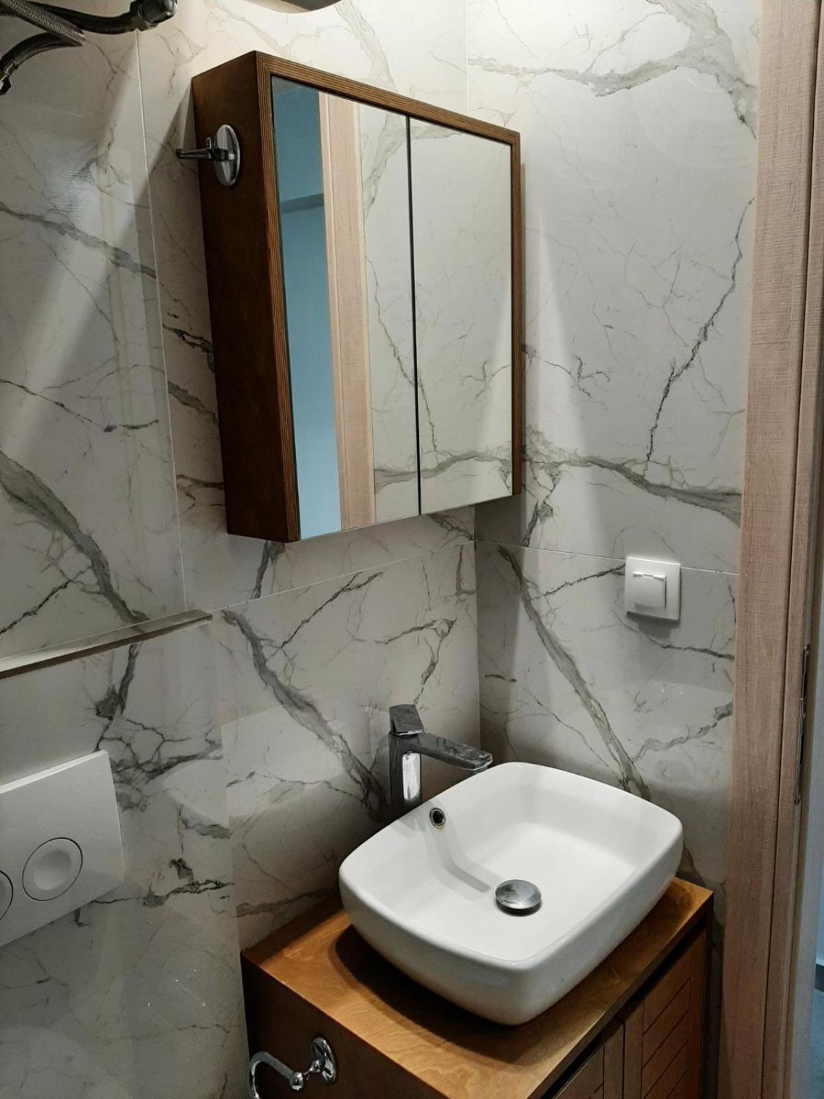 One-Bedroom Apartment - Photo 28