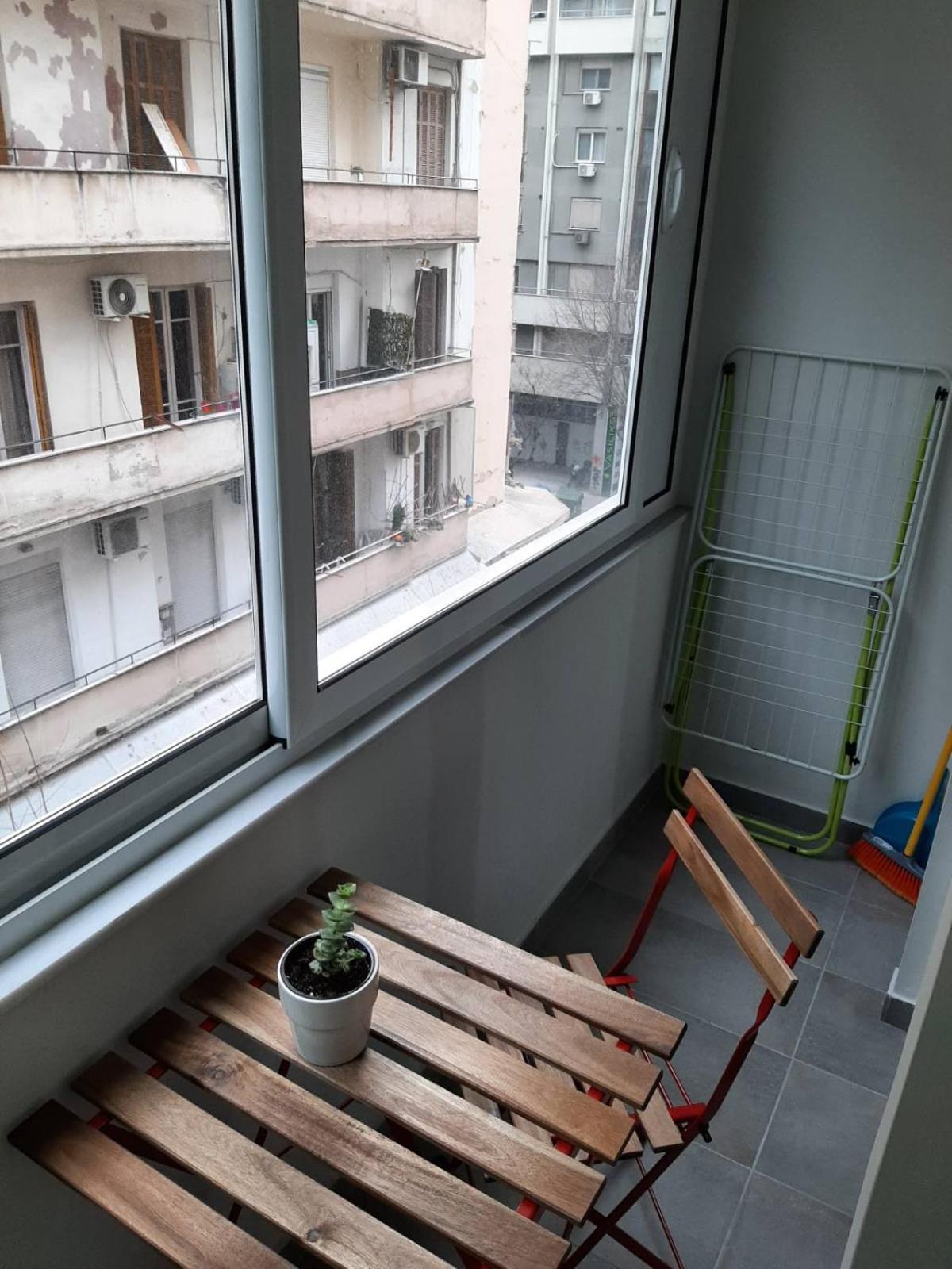 One-Bedroom Apartment - Photo 12