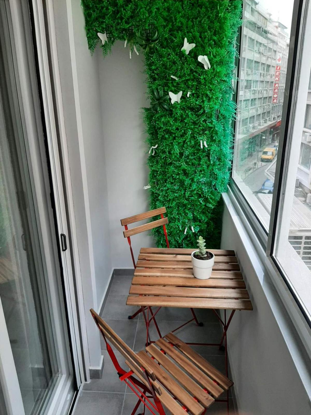 One-Bedroom Apartment - Photo 14