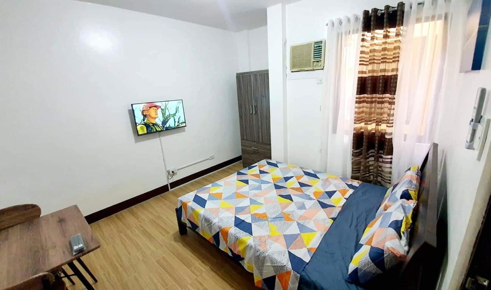Two-Bedroom Apartment - Photo 9