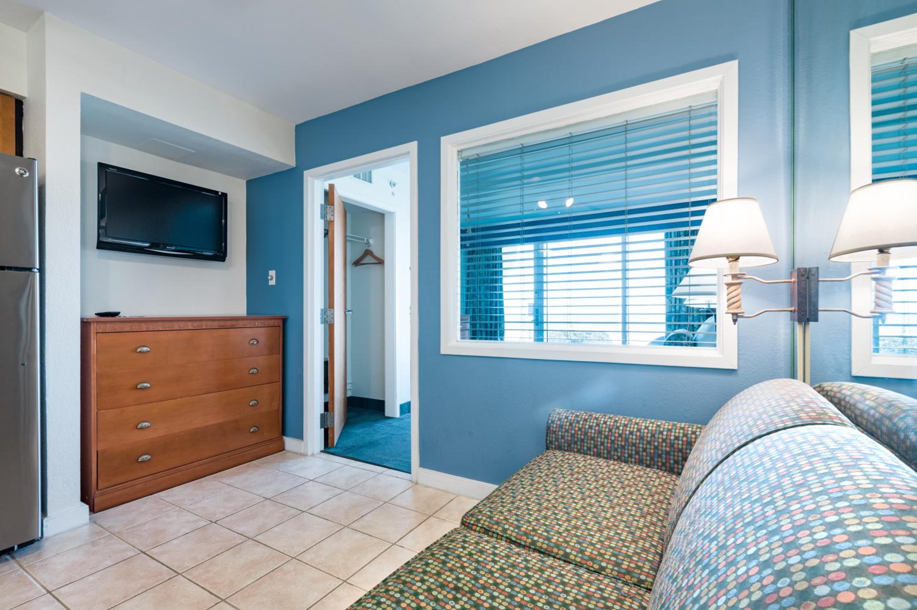Deluxe Double Room - Photo 8