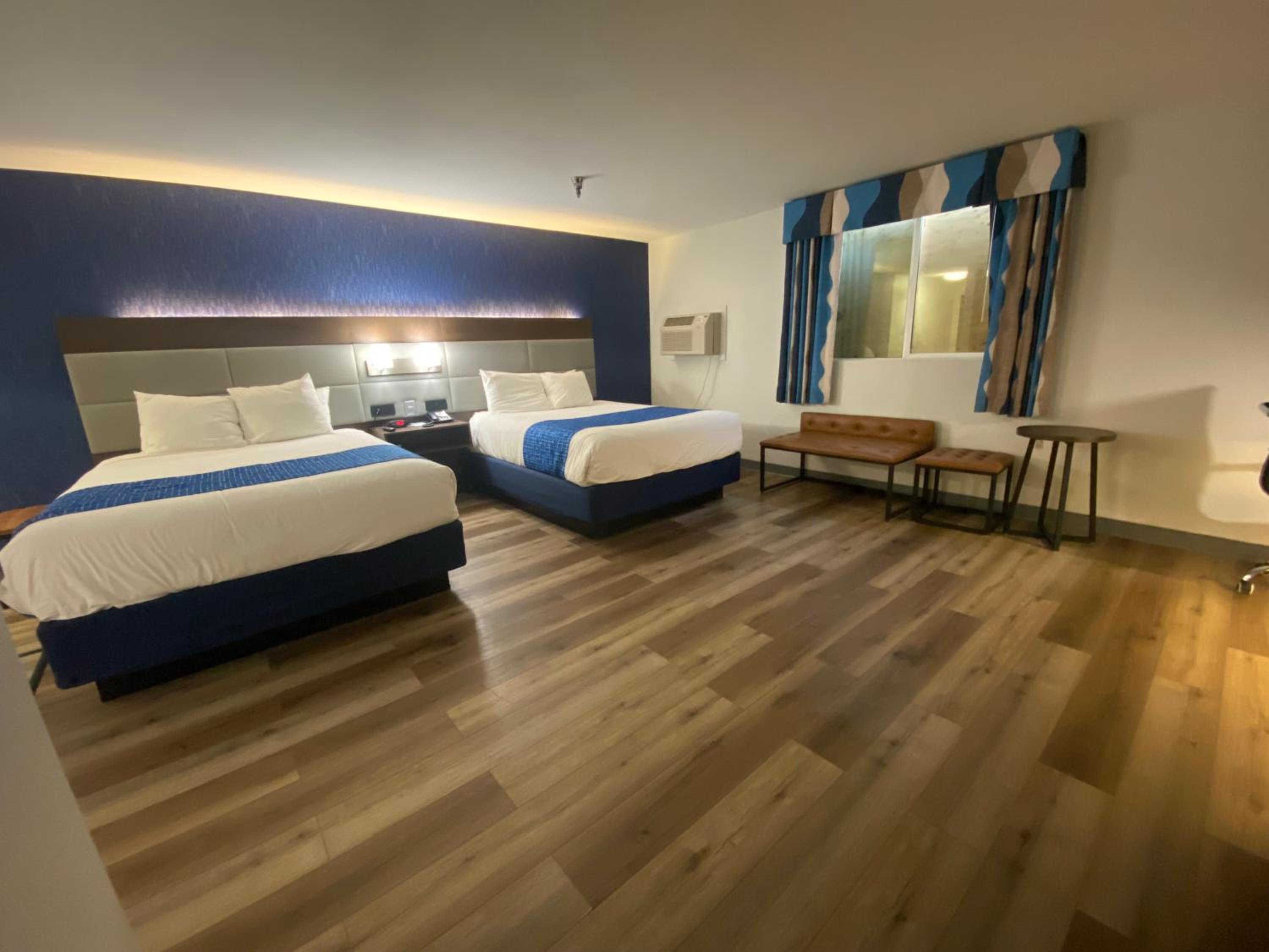 Queen Room with Two Queen Beds and Roll-In Shower - Disability Access/Non-Smoking - Photo 1