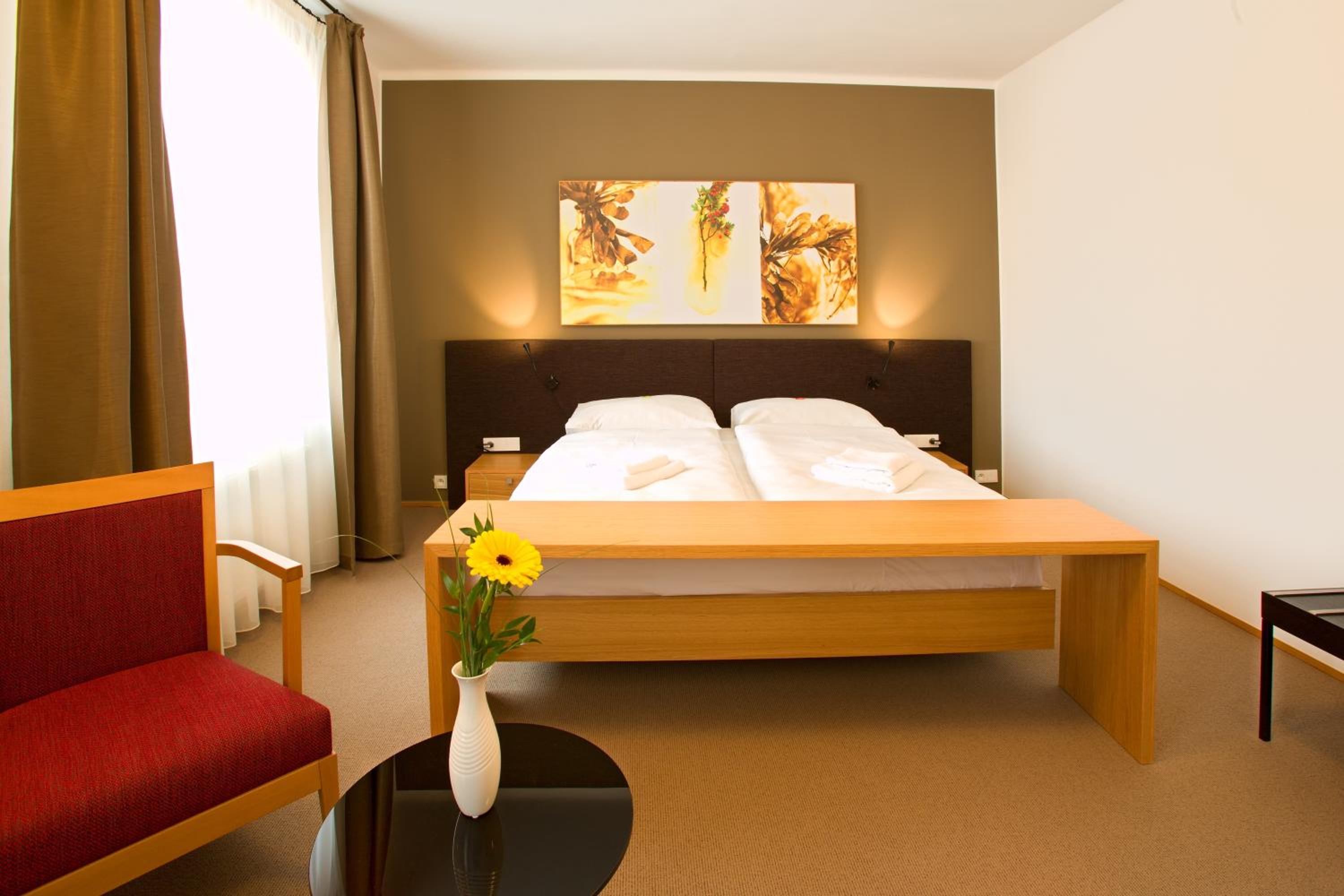 Special Offer - Double or Twin Room with Castle Package photo 2