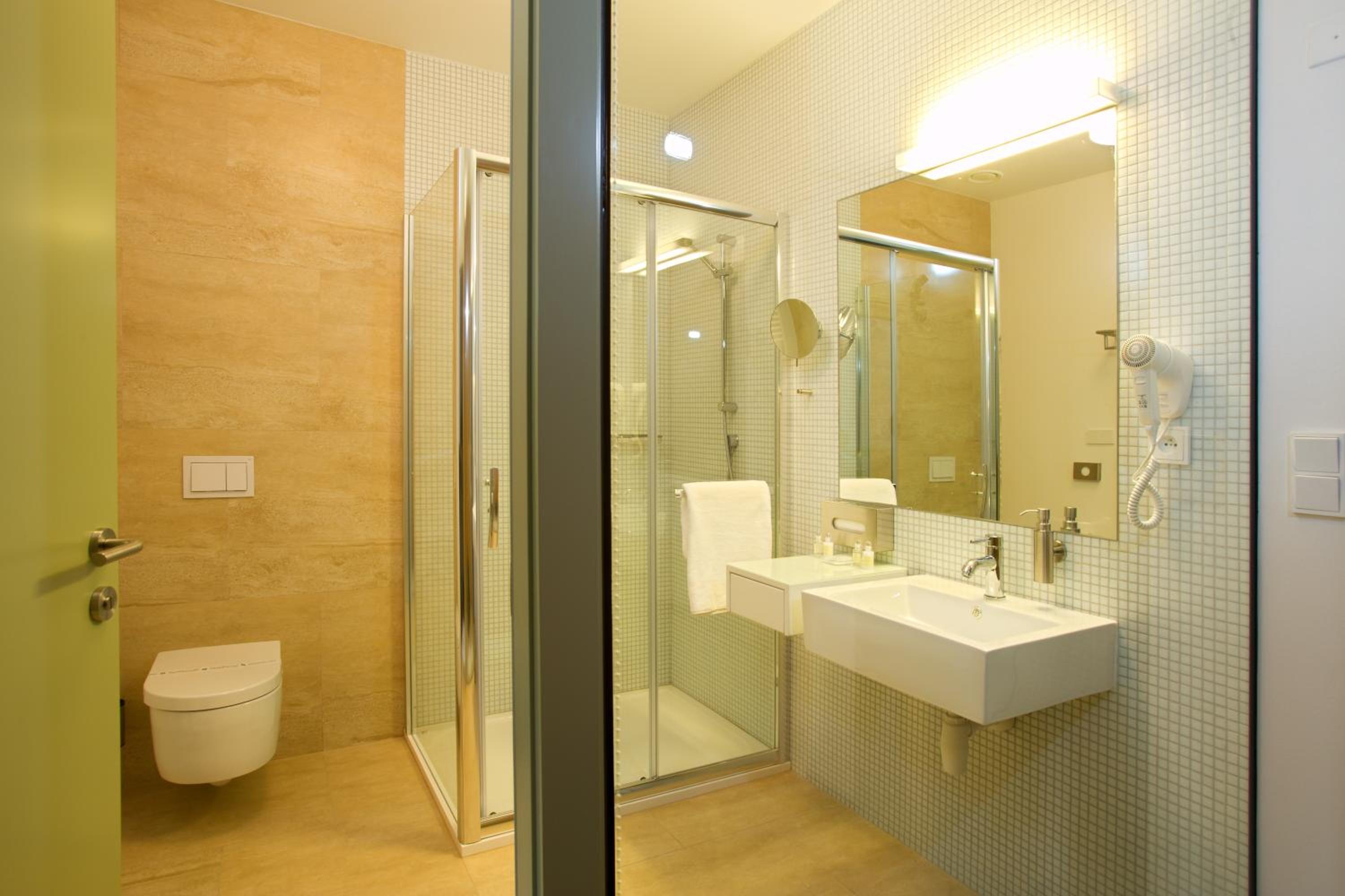 Premium Triple Room photo 2