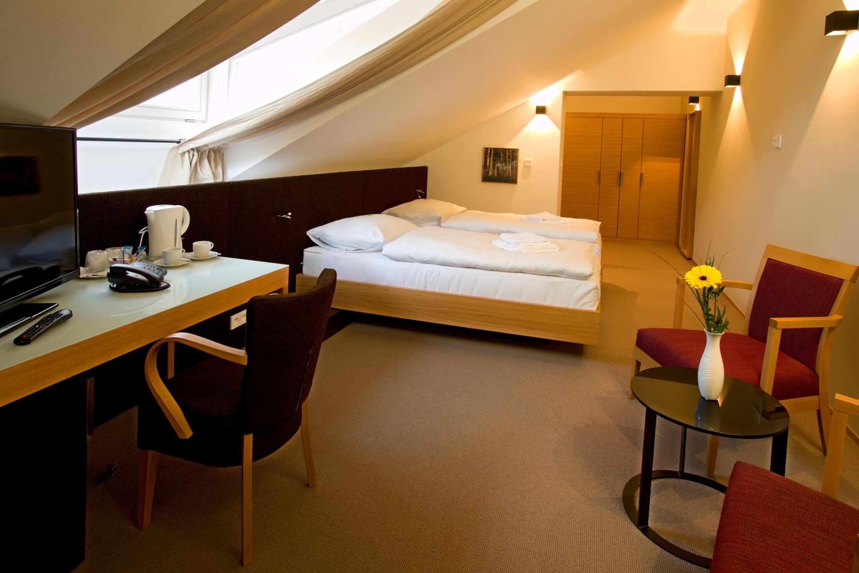 Premium Double or Twin Room photo 1