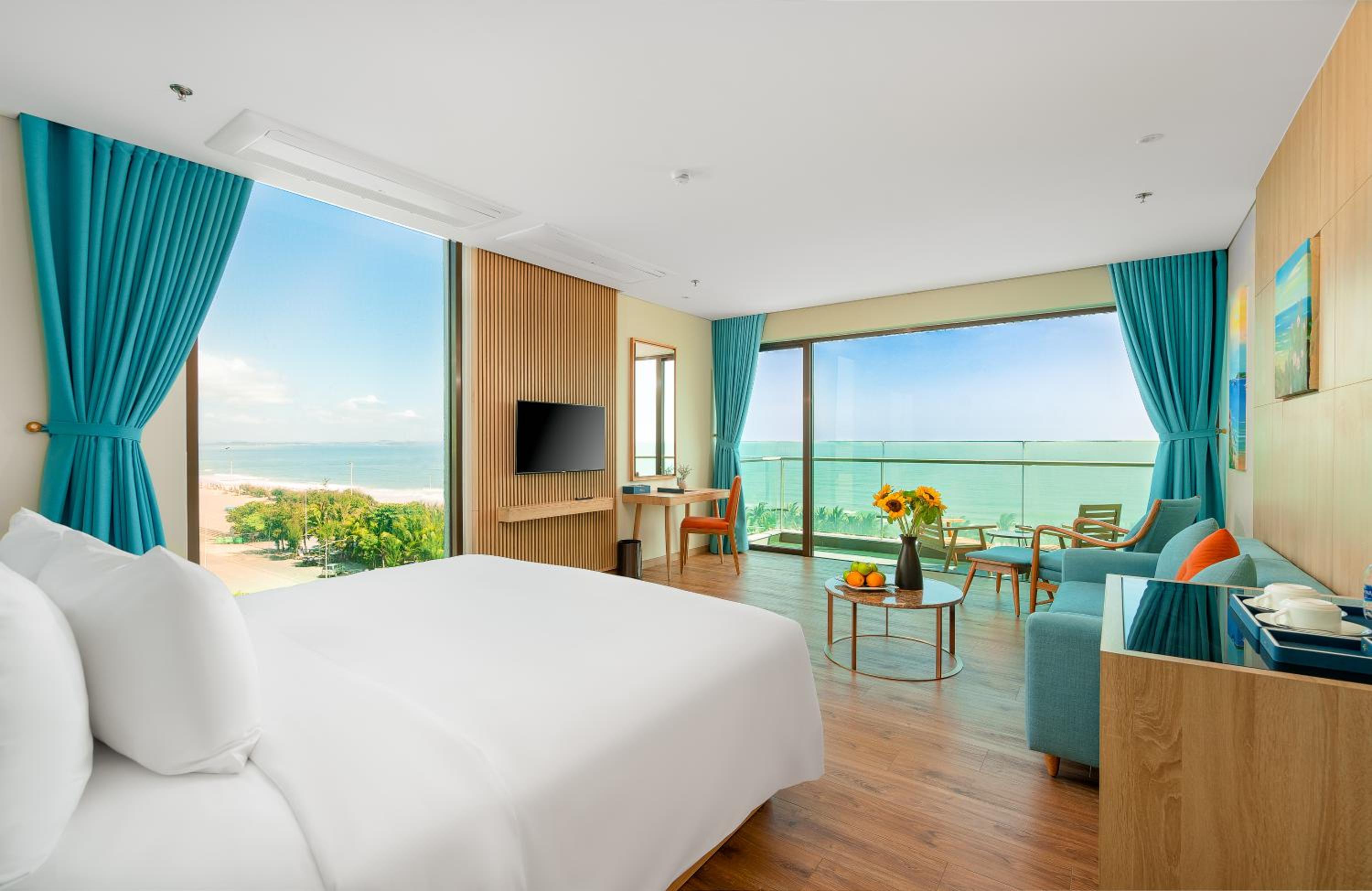 Sala Ocean Suite With Balcony
