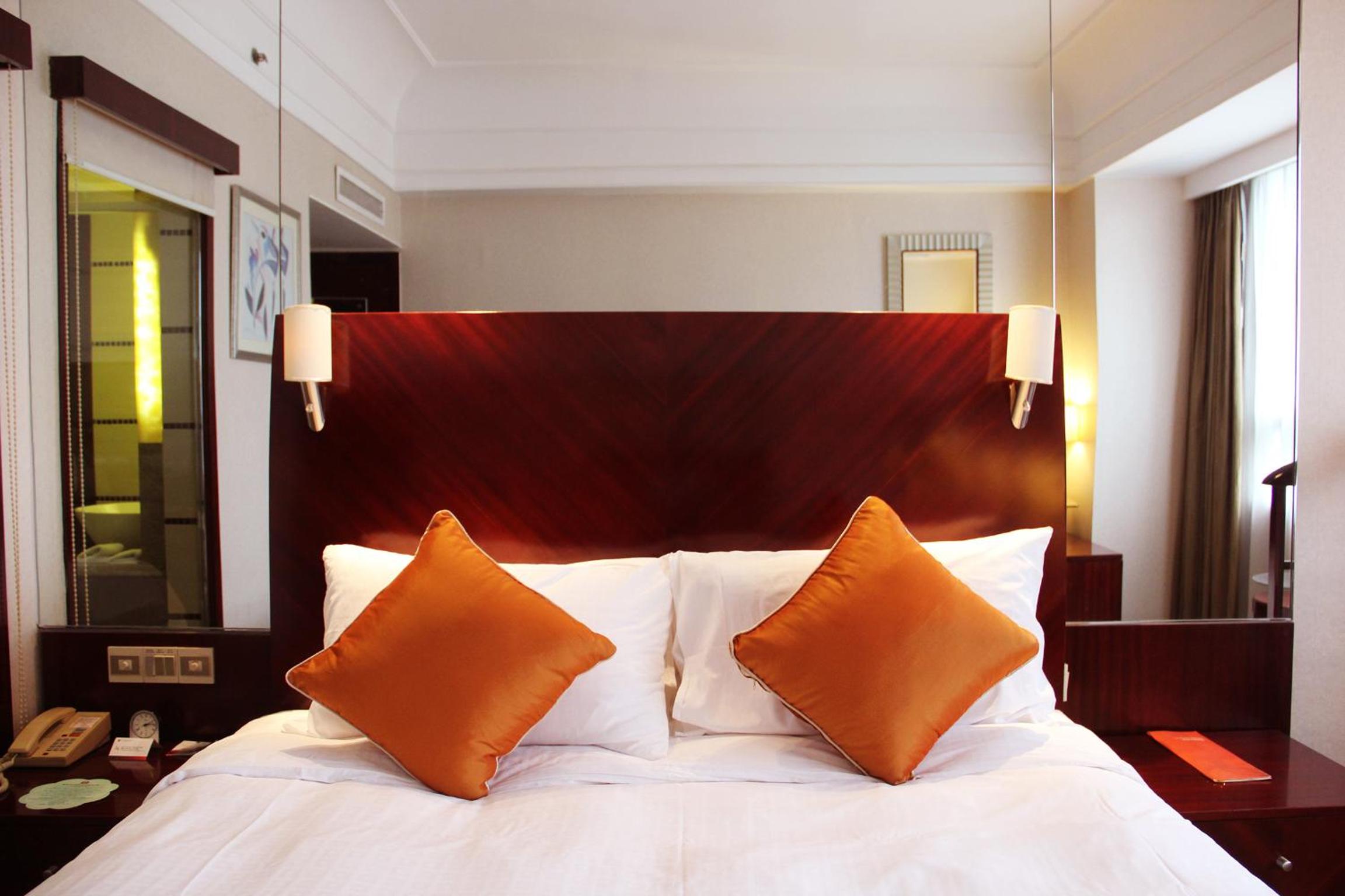 Superior Queen Room