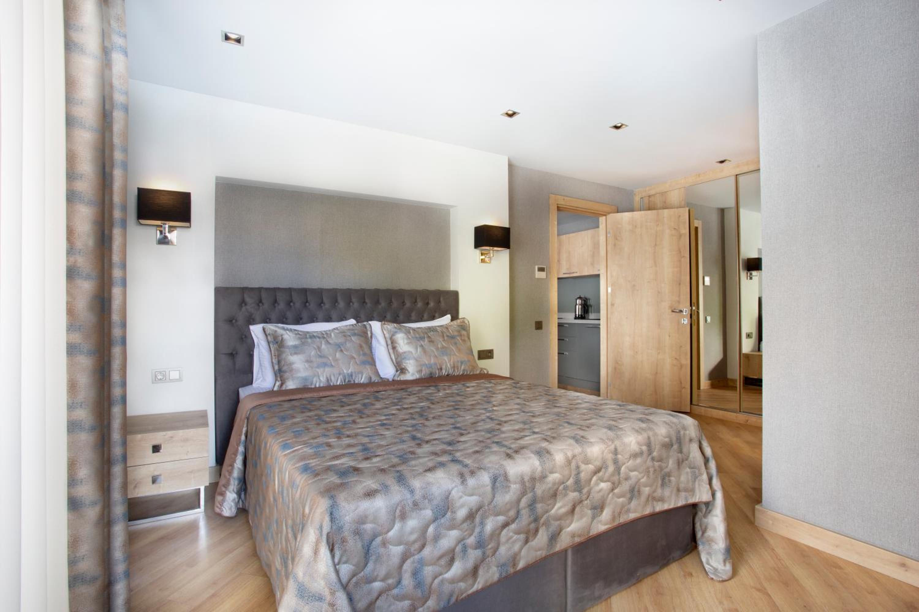Standard Suite