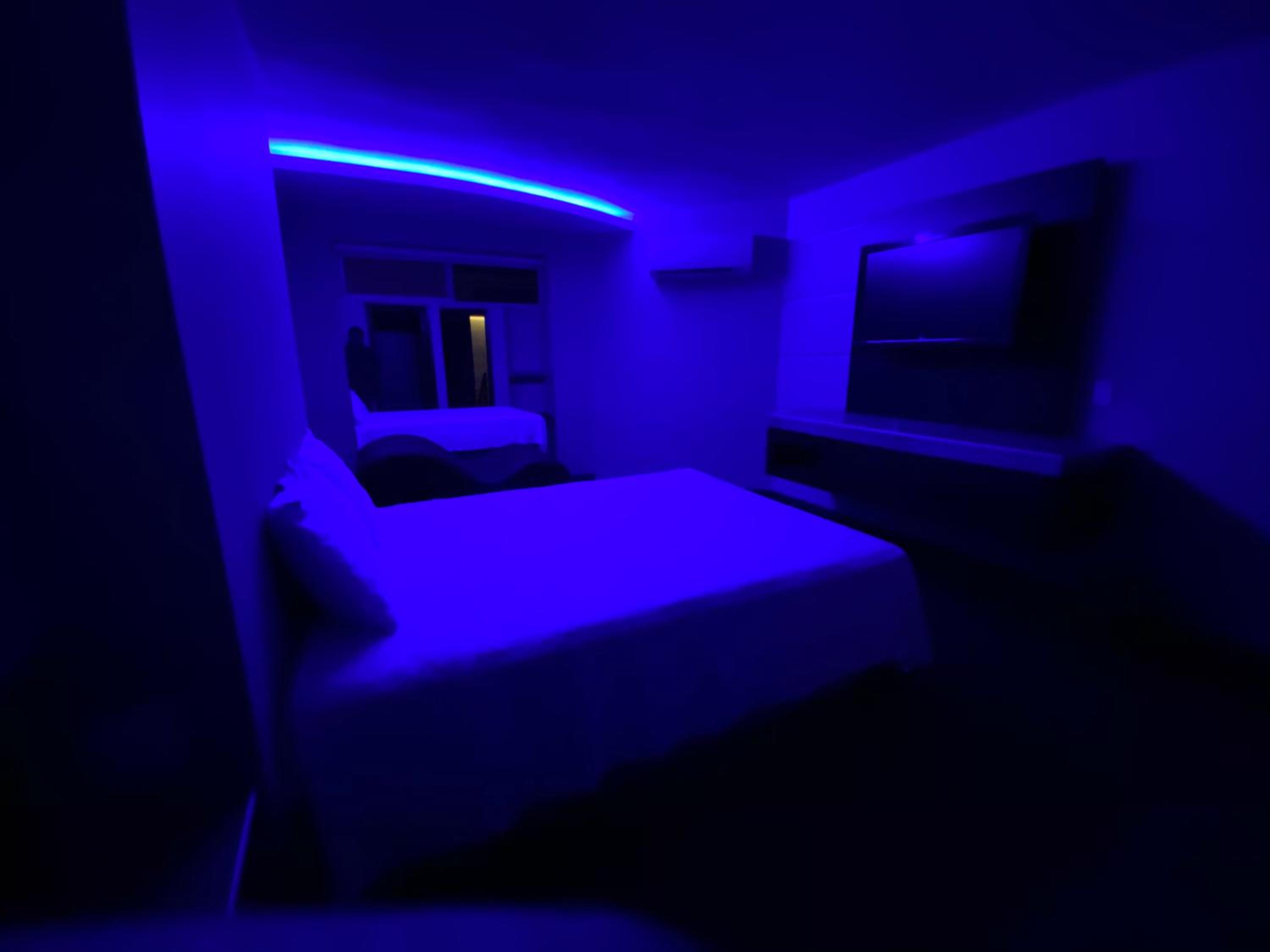 Deluxe Queen Room - Photo 4