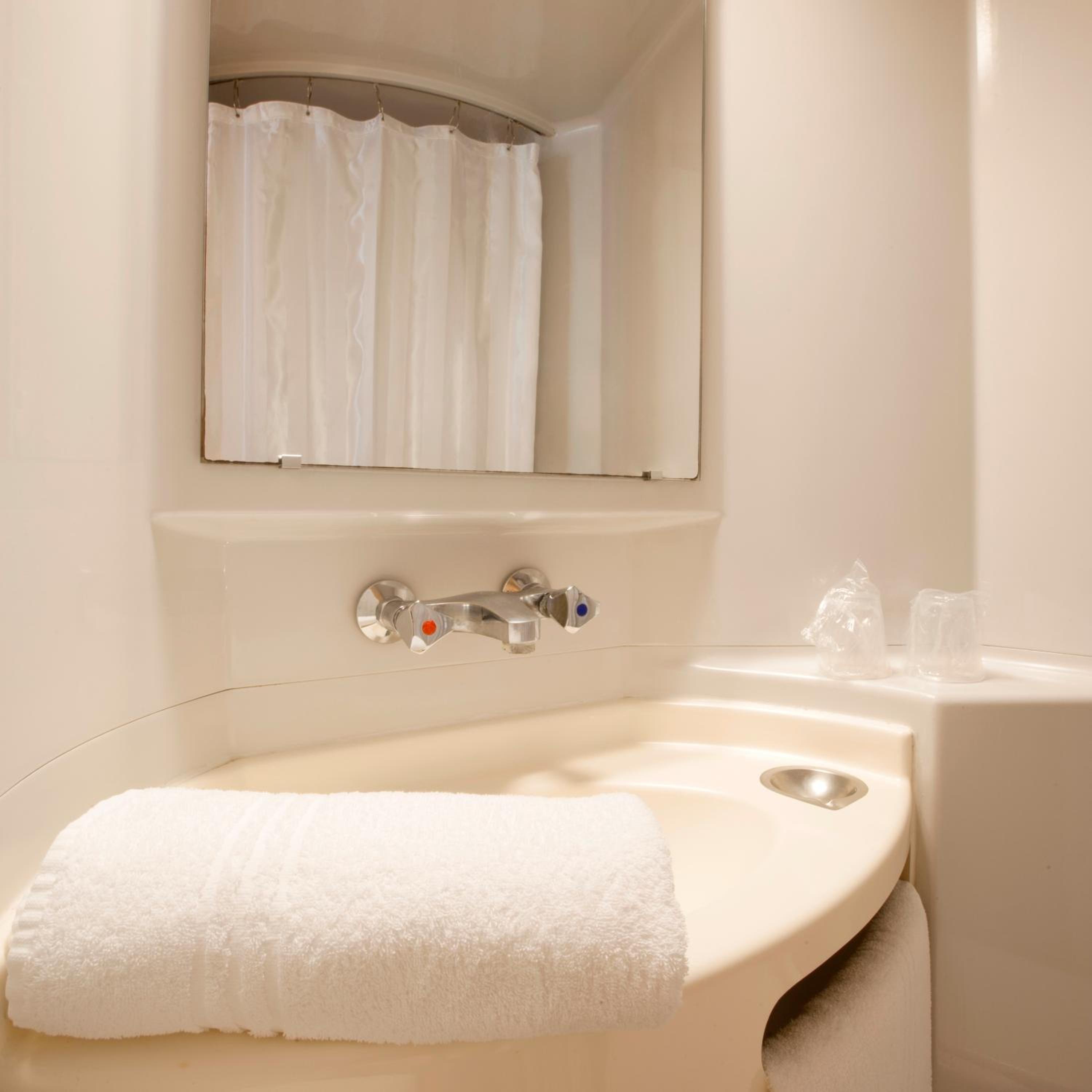 Double Room - Photo 3