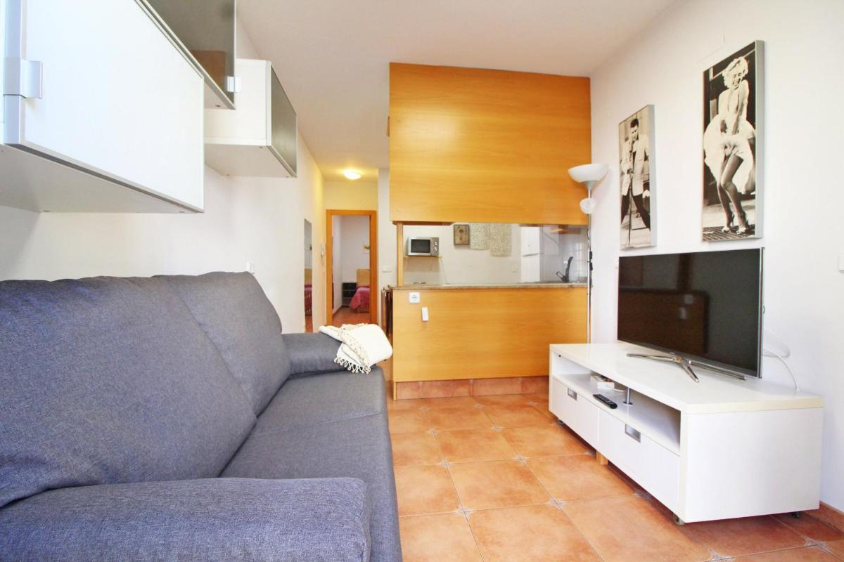 Apartment photo 2