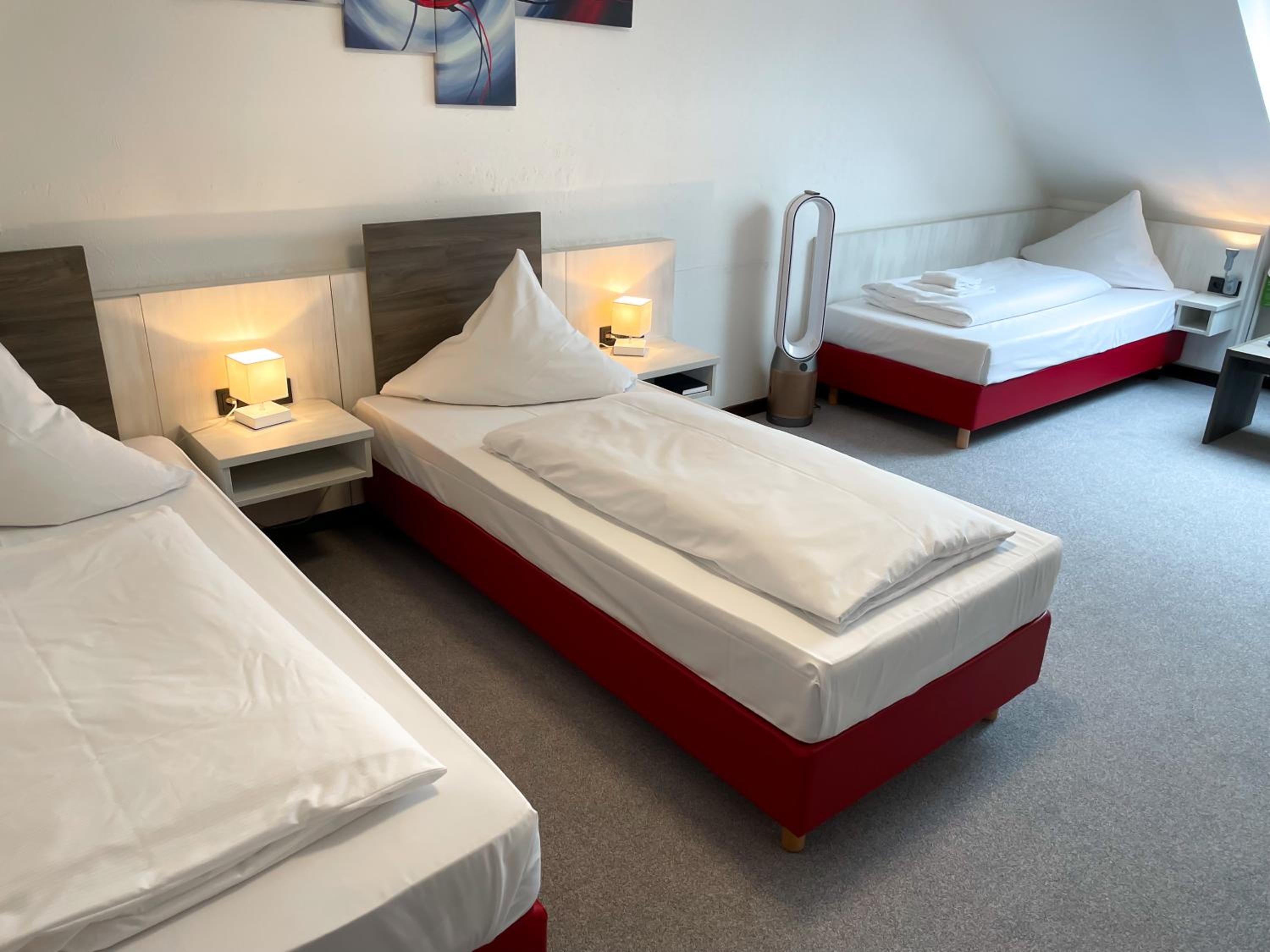 Triple Room - Photo 1