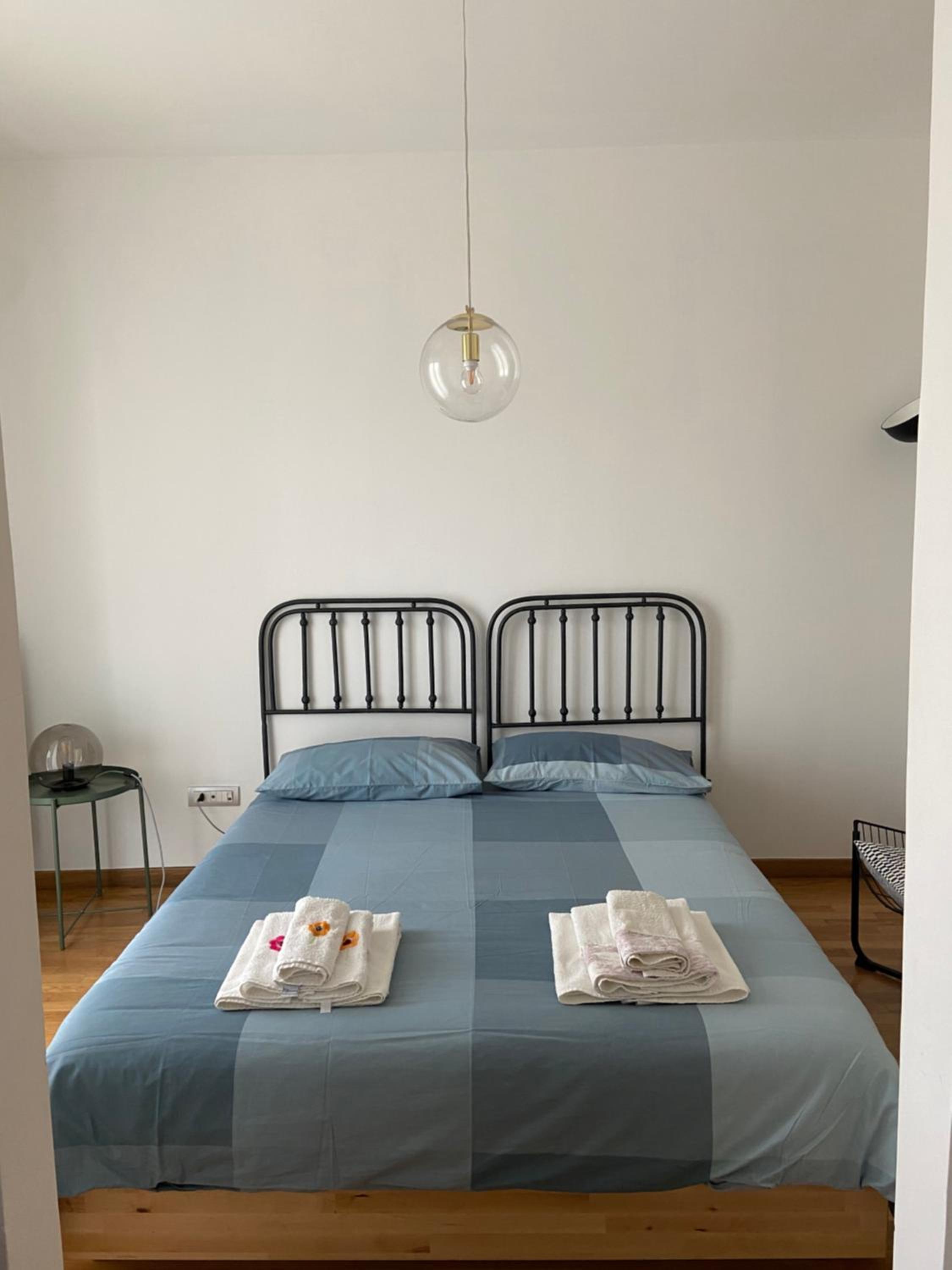 Deluxe Double Room (2 Adults + 1 Child) photo 1