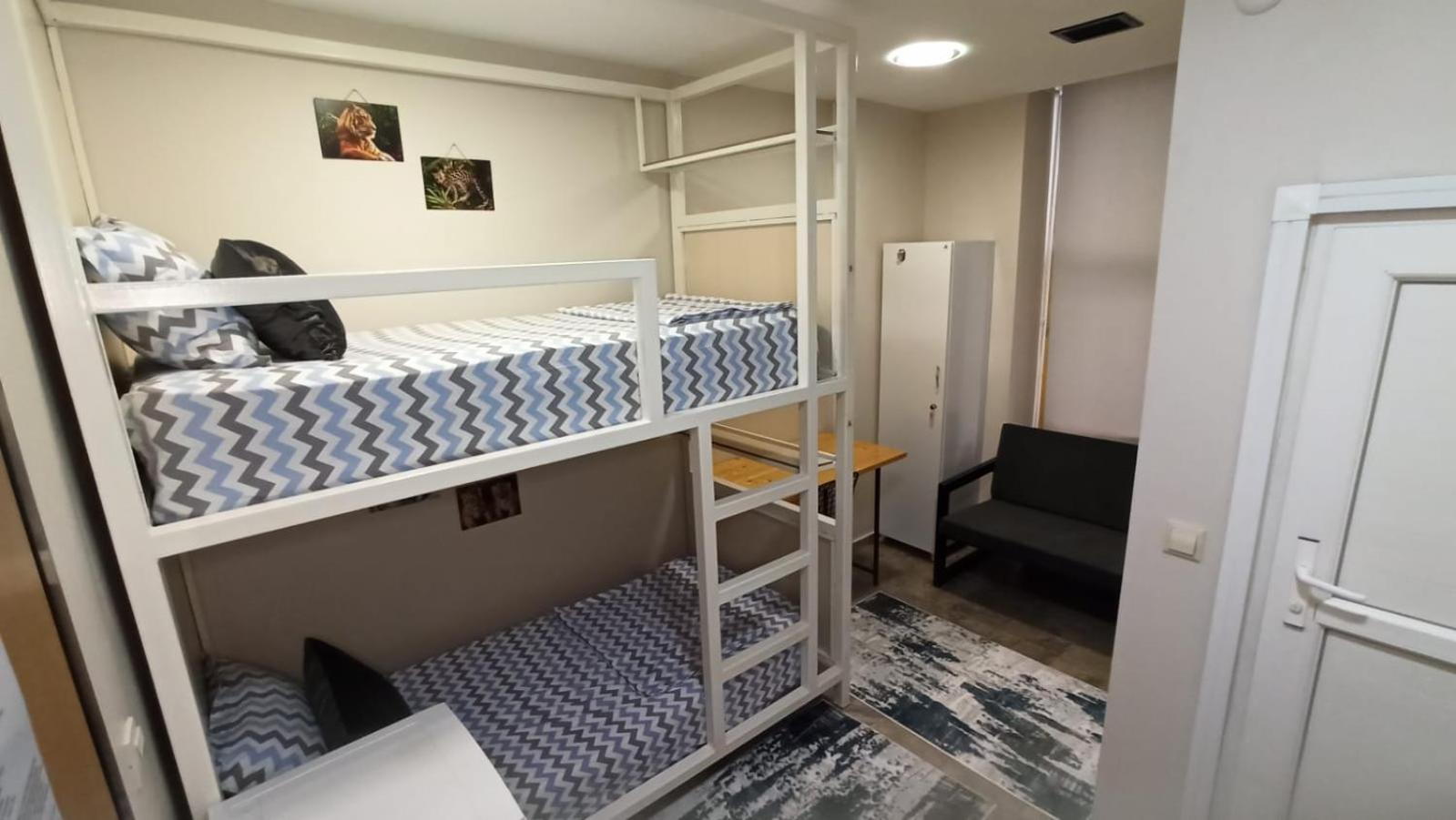 Mixed Dormitory Room photo 2
