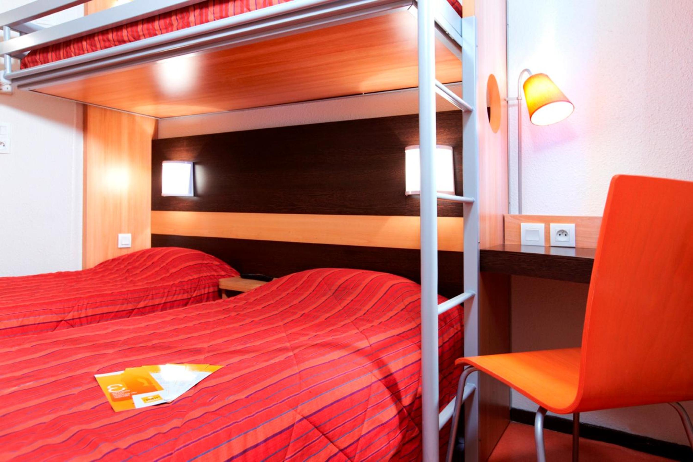 Triple Room - Photo 9
