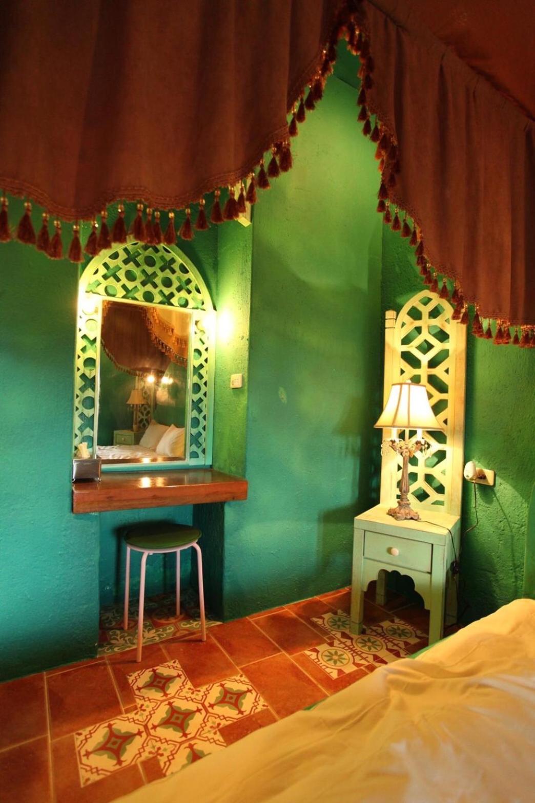 Double Room - Photo 11