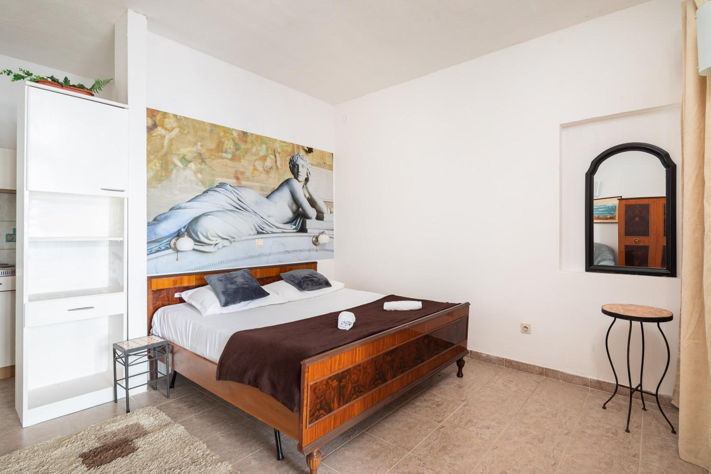 Villa photo 1