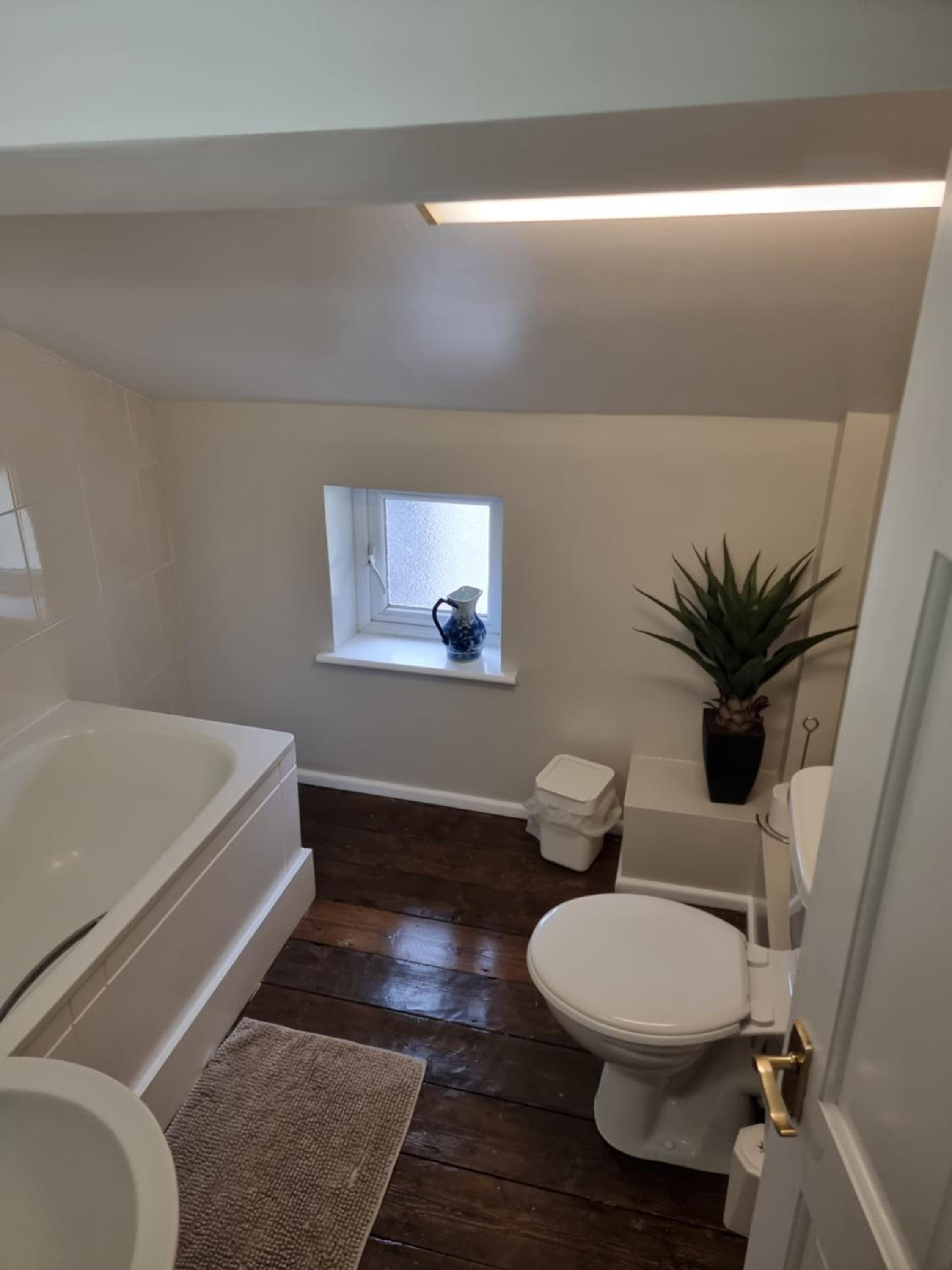 Deluxe Double Room with Bath photo 2