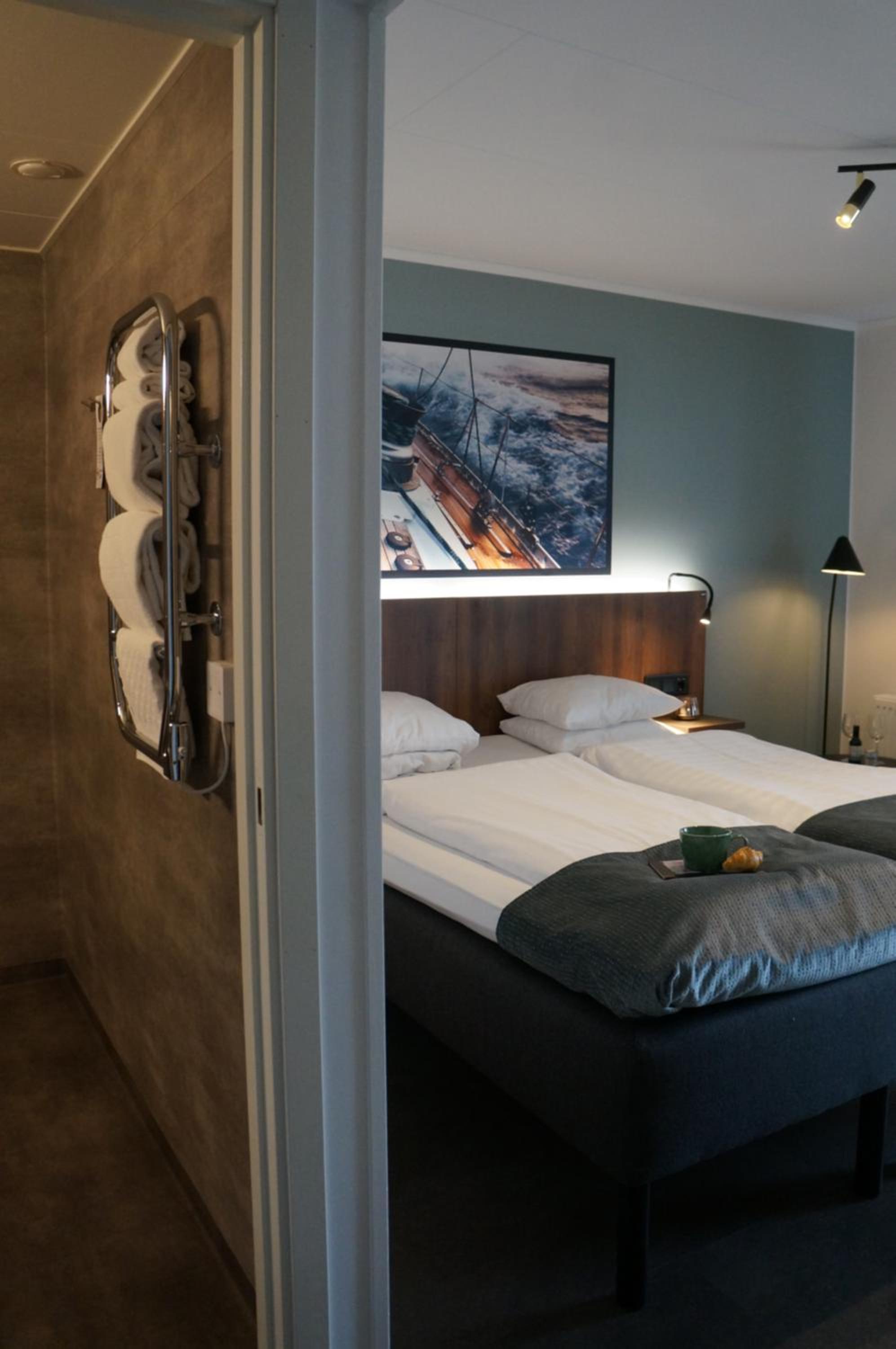 Standard Queen Room - Photo 6