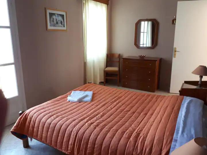 Two-Bedroom Apartment photo 3