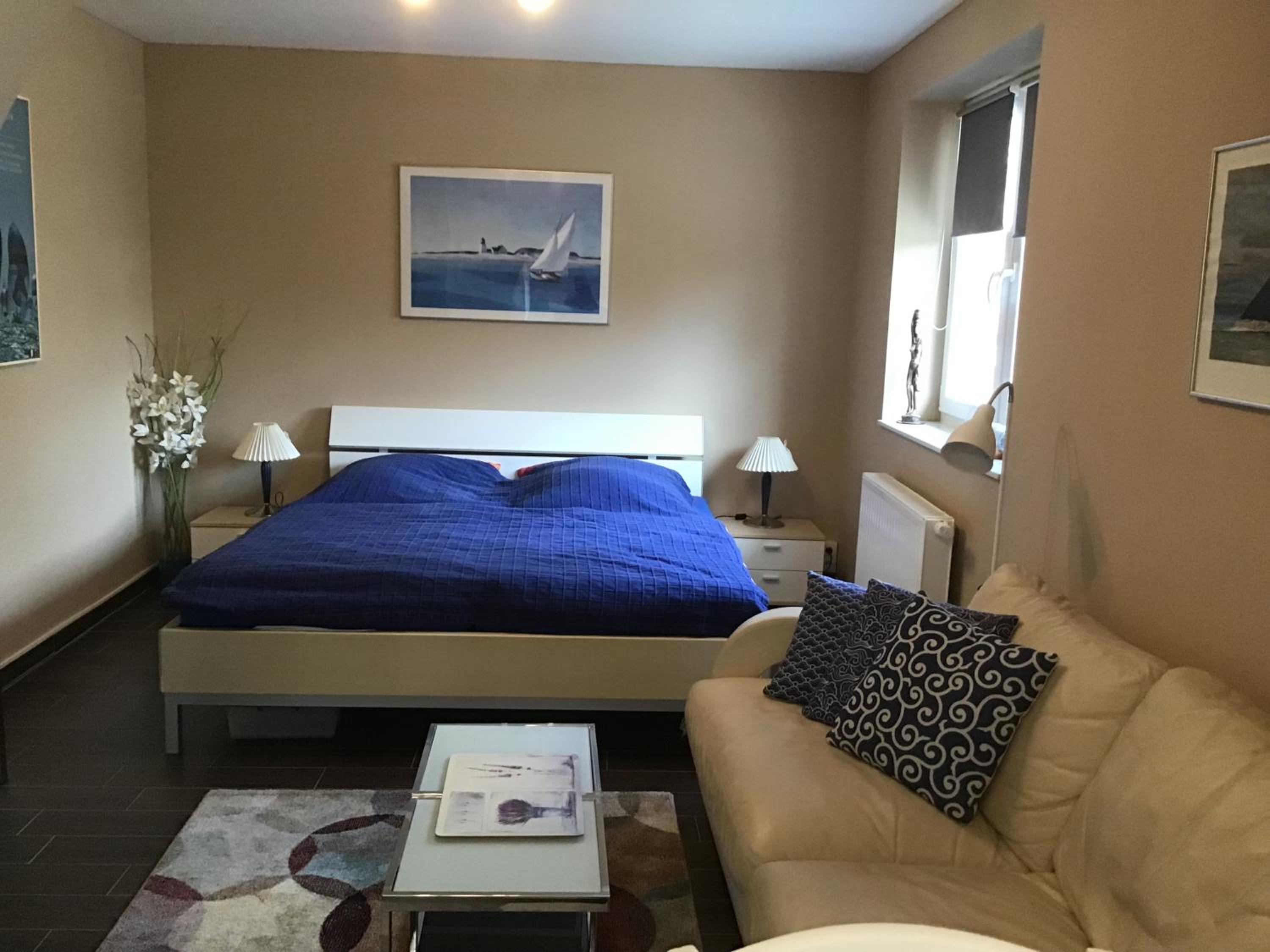 One-Bedroom Apartment photo 3