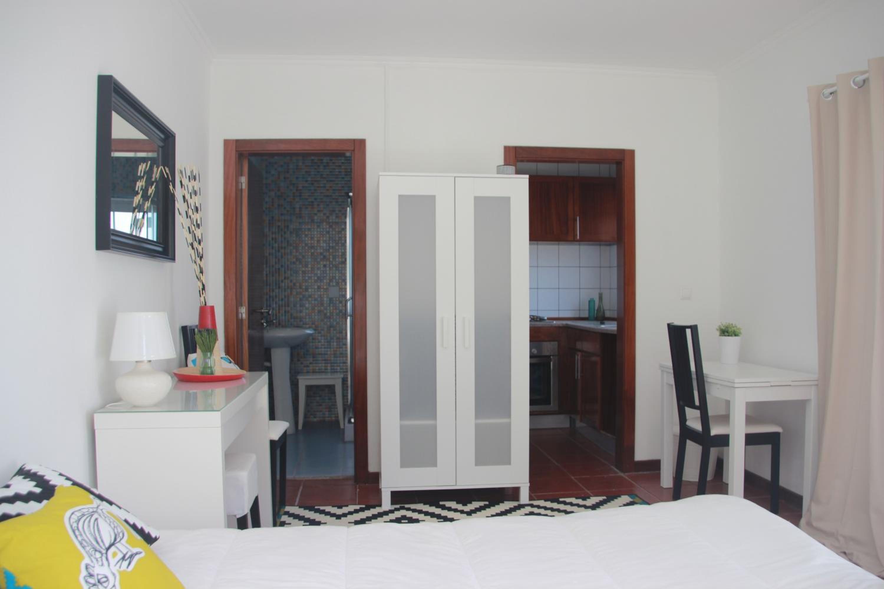 One-Bedroom House photo 2
