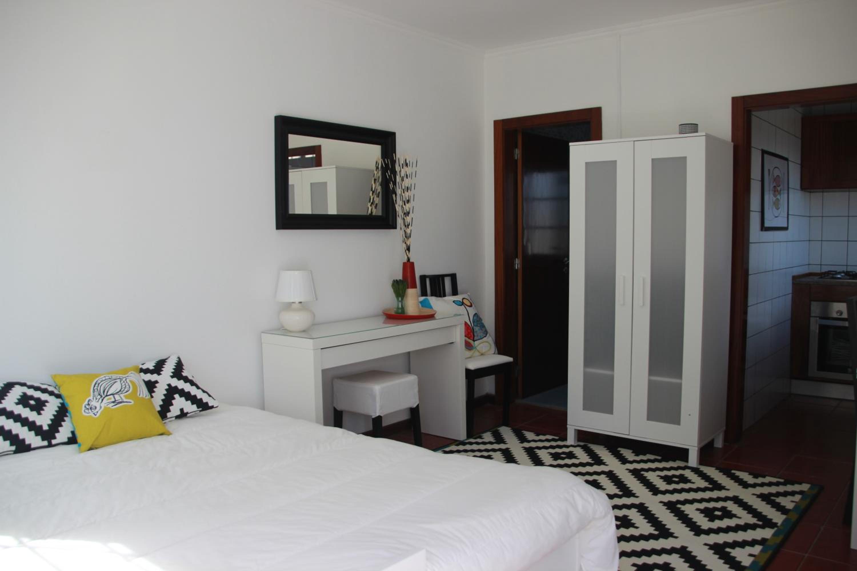One-Bedroom House photo 1
