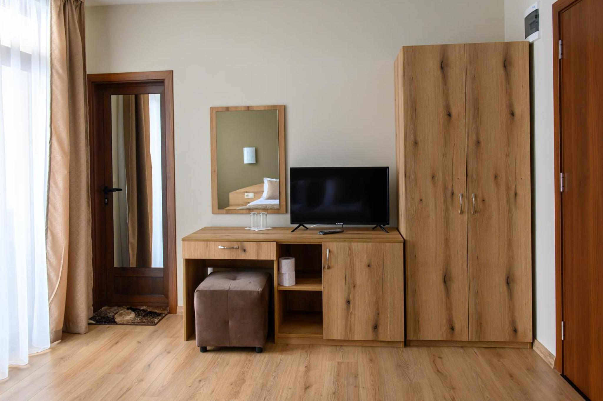 Deluxe Twin Room photo 2