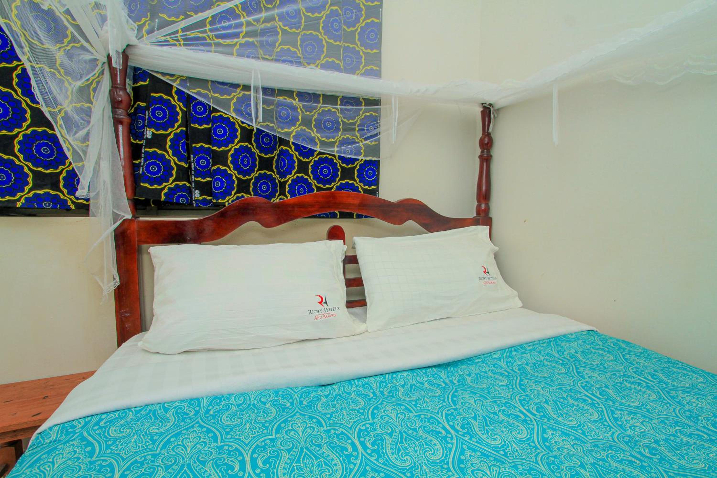 Budget Single Room
