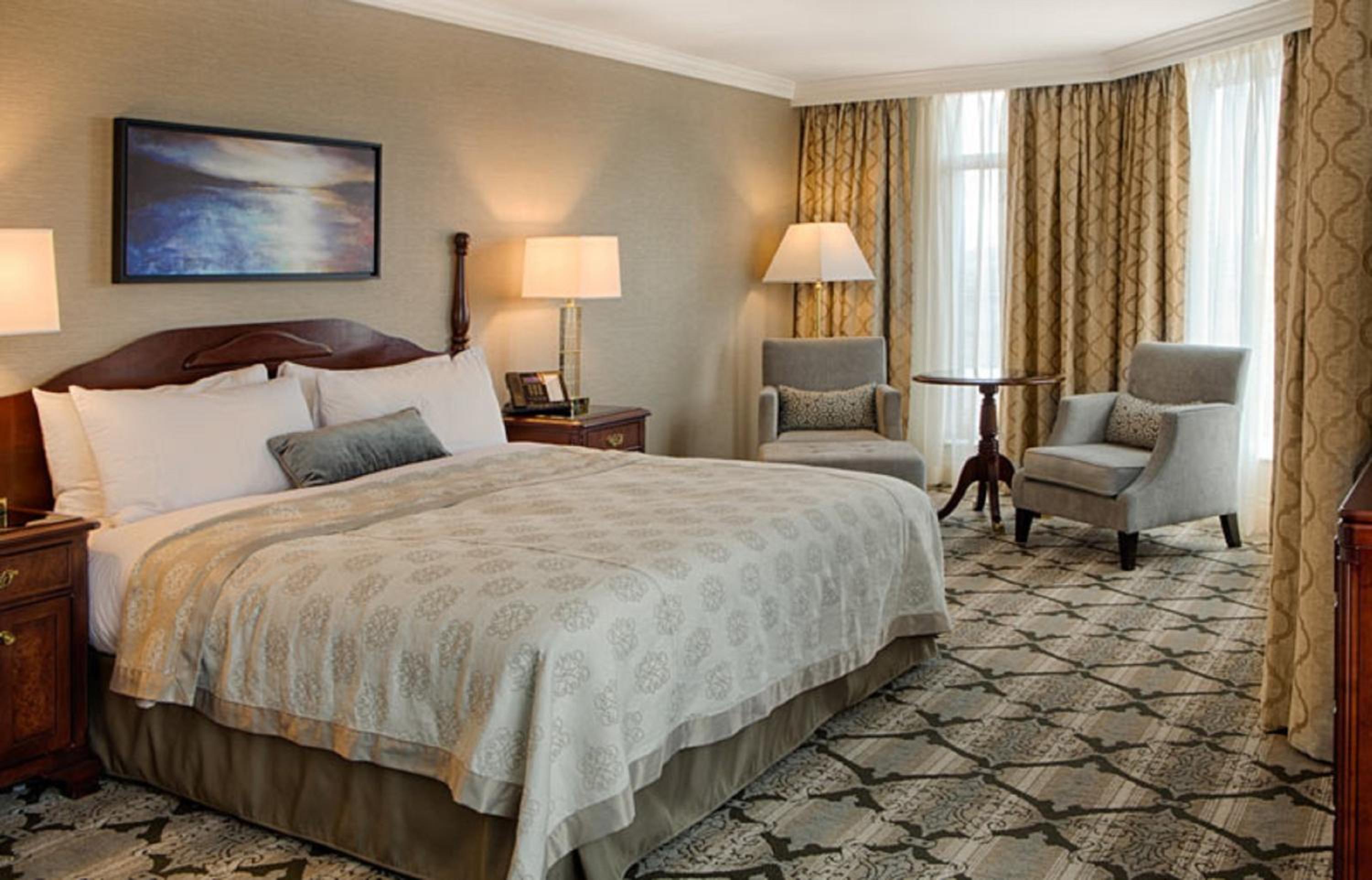 Deluxe Corner Room - Photo 4