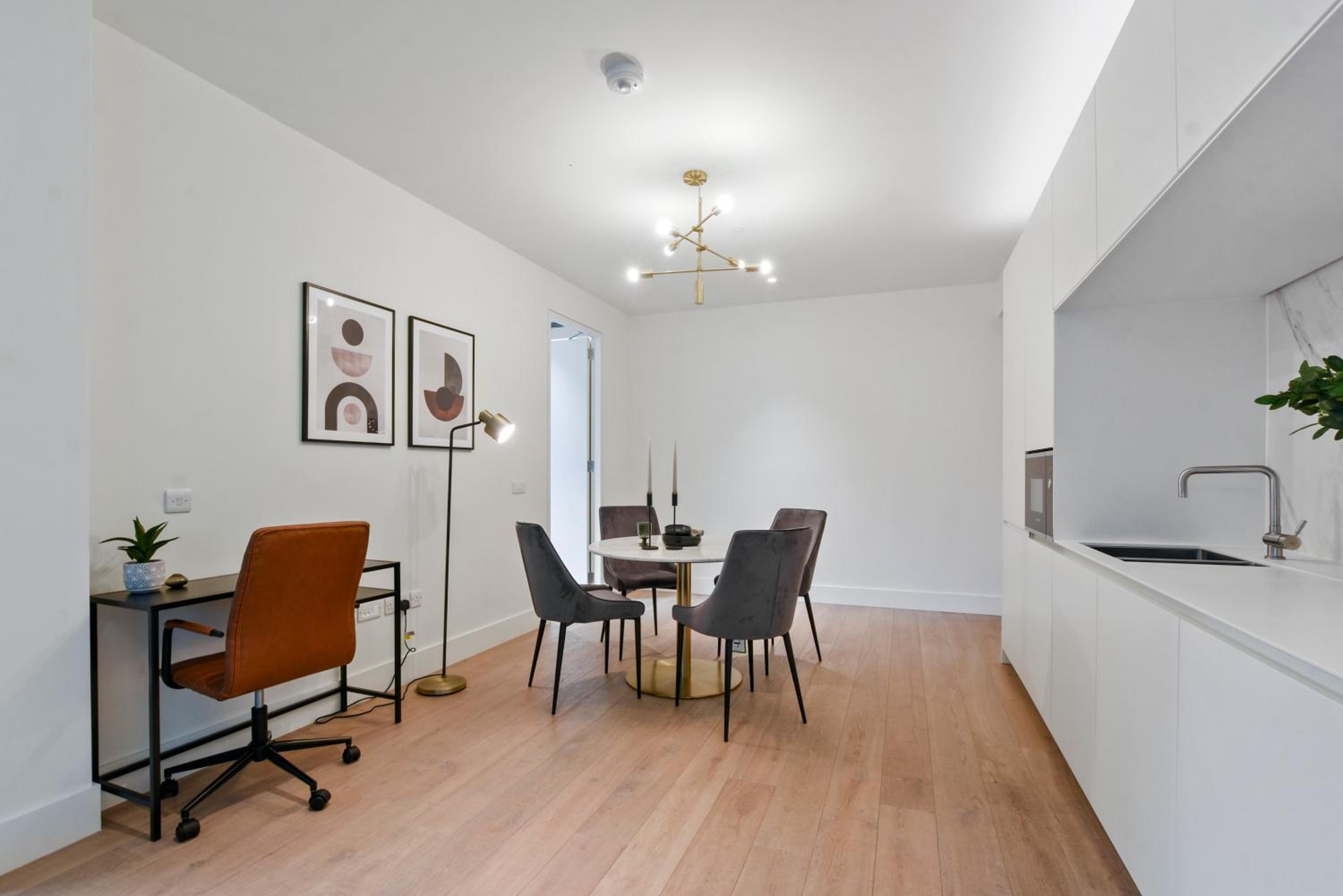 Two-Bedroom Apartment photo 3
