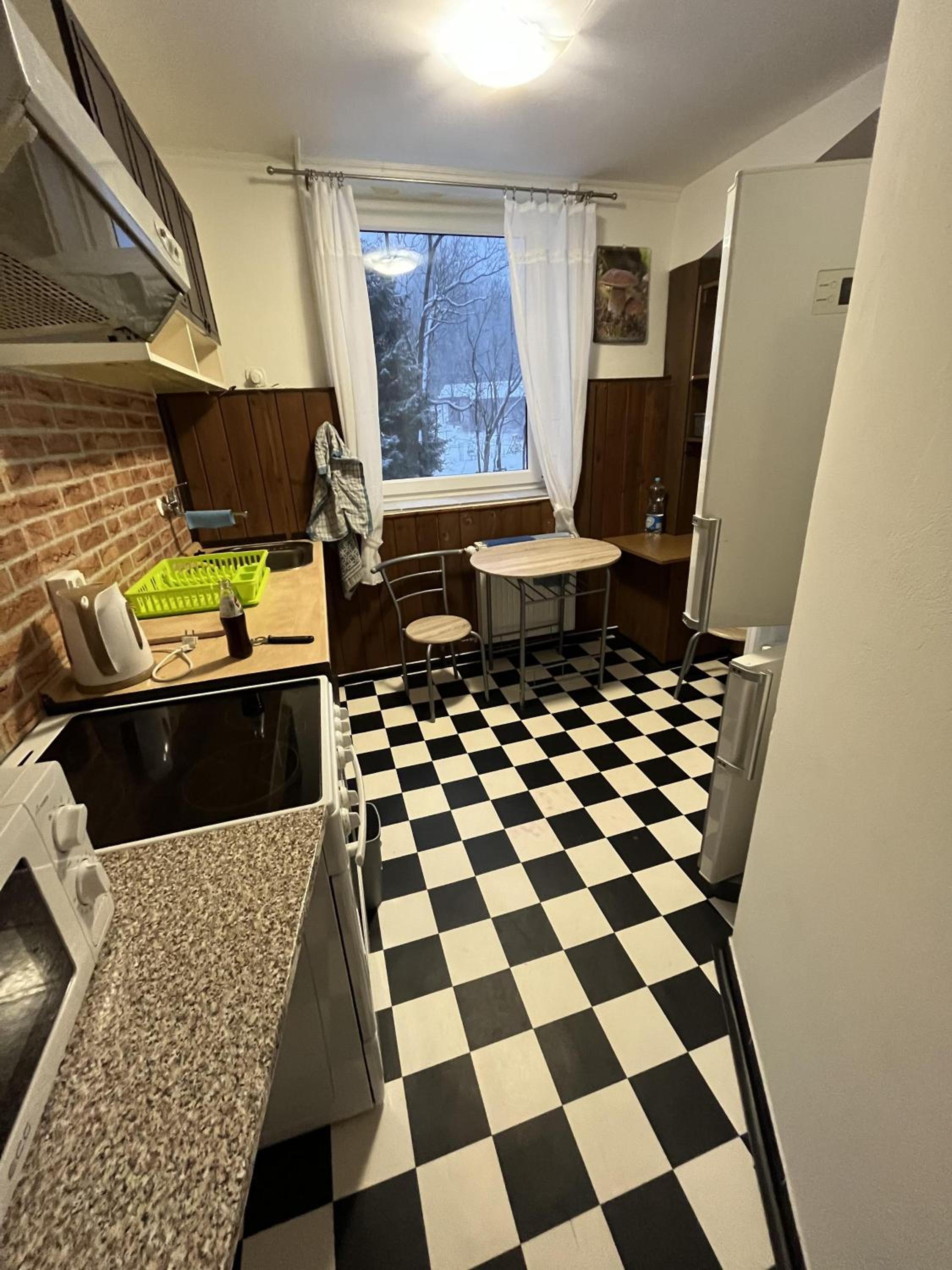 Apartment photo 2
