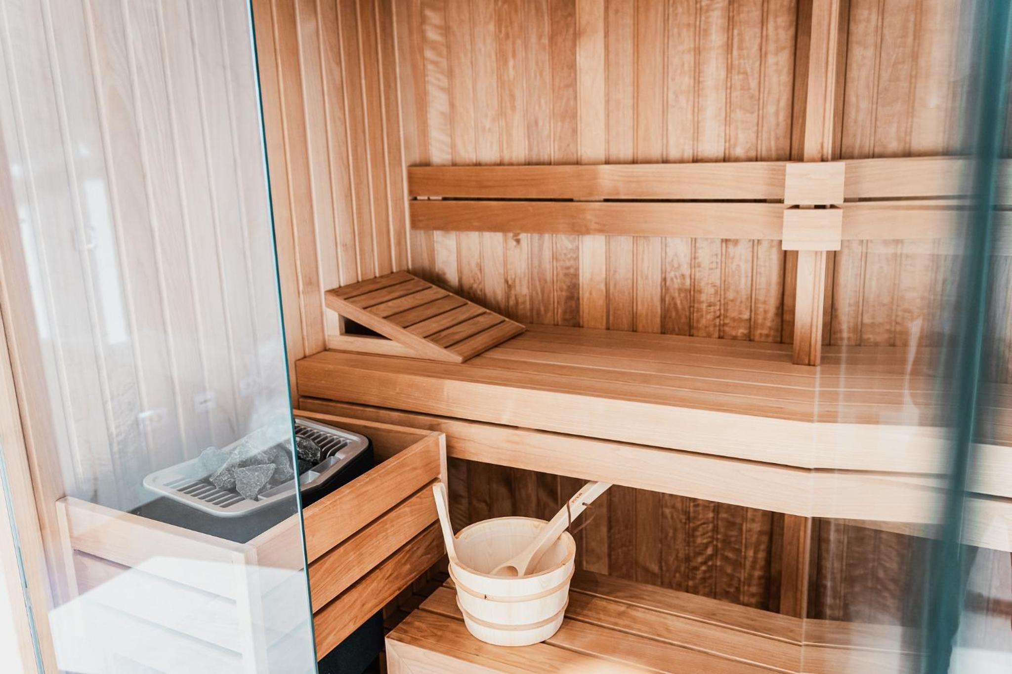 Luxury Three-Bedroom Apartment with Terrace and Sauna - Photo 28