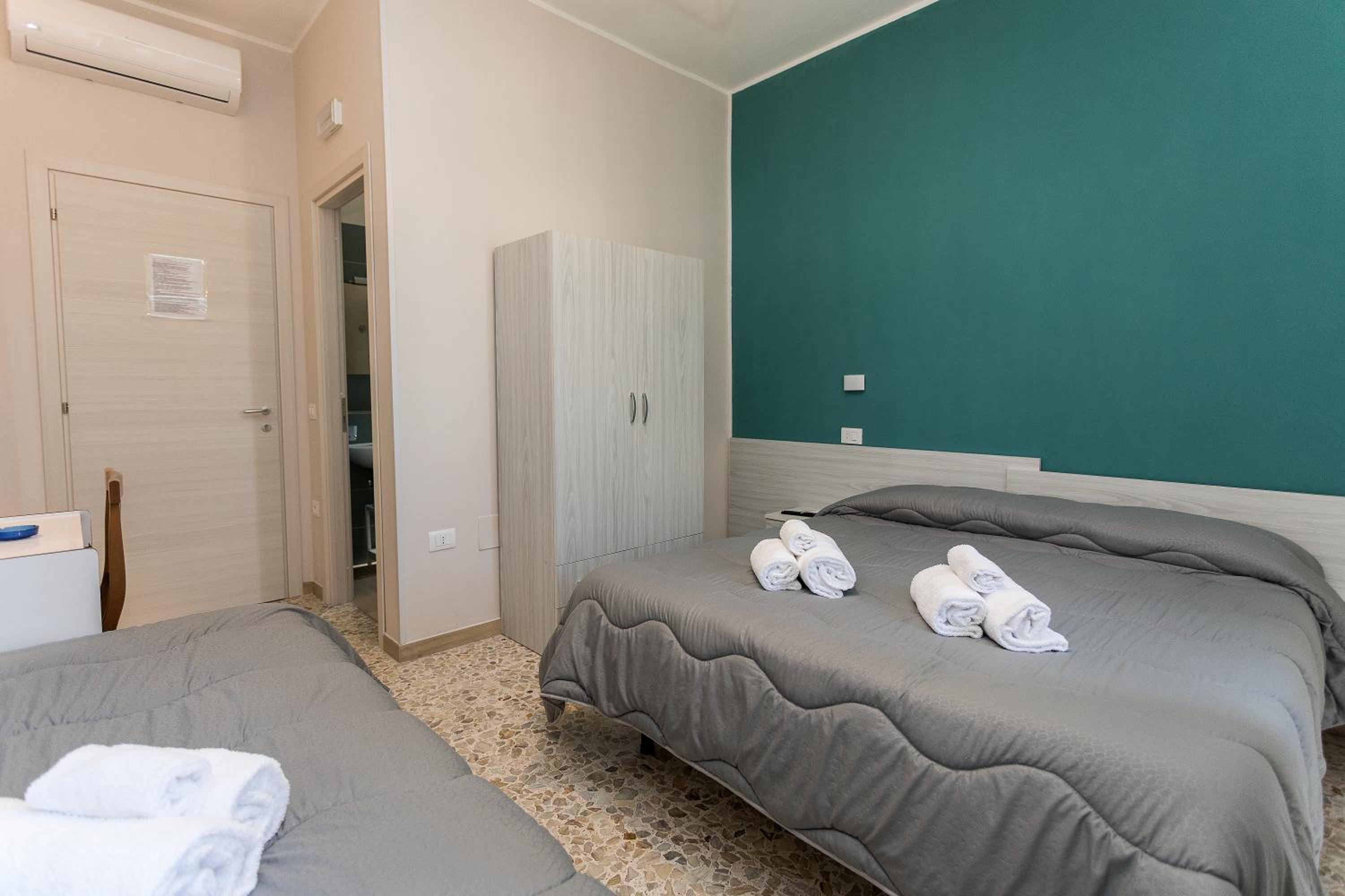 Triple Room with Sea View photo 3