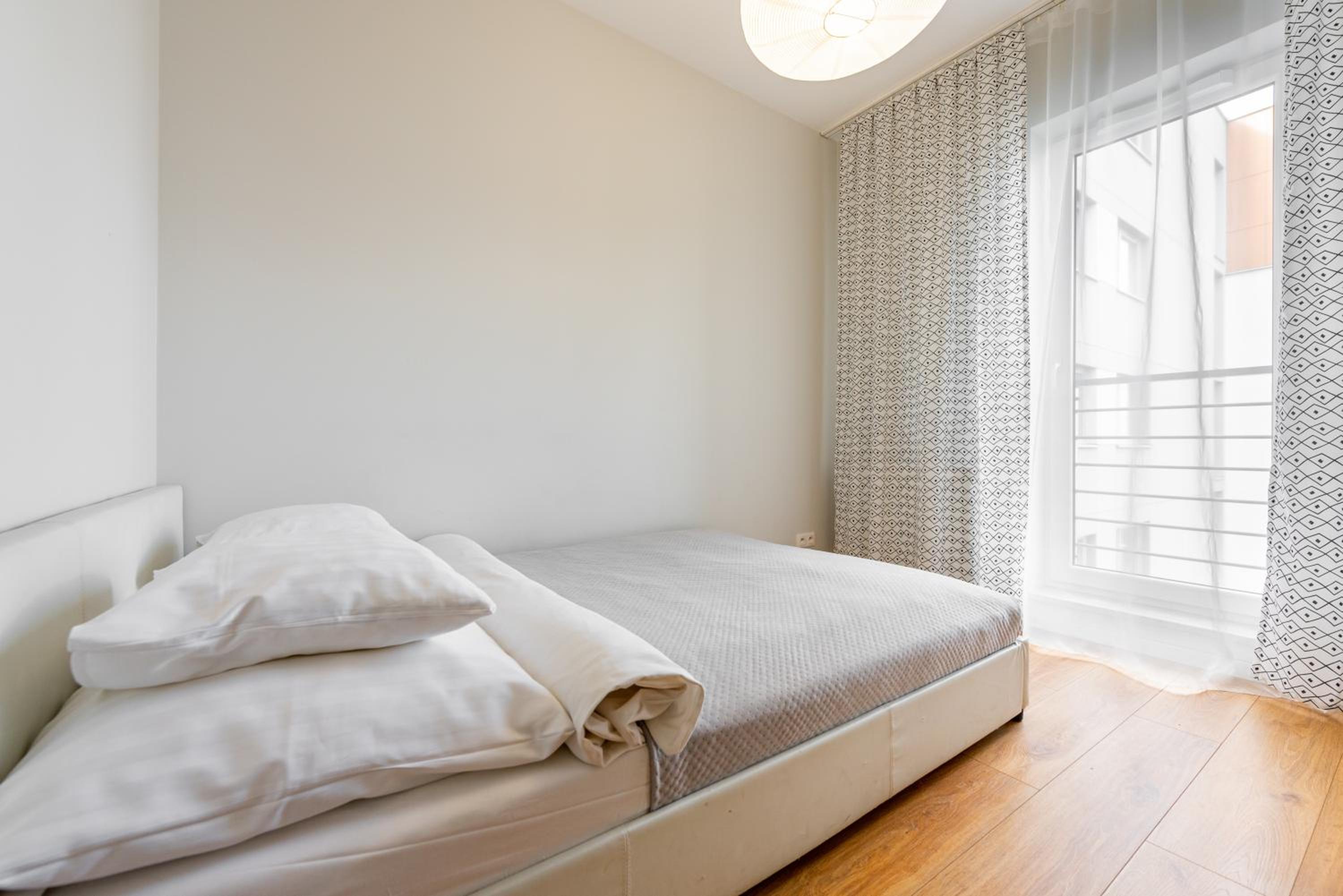 Economy Apartment with Balcony- ul. Francuska 98A/41 - Photo 4