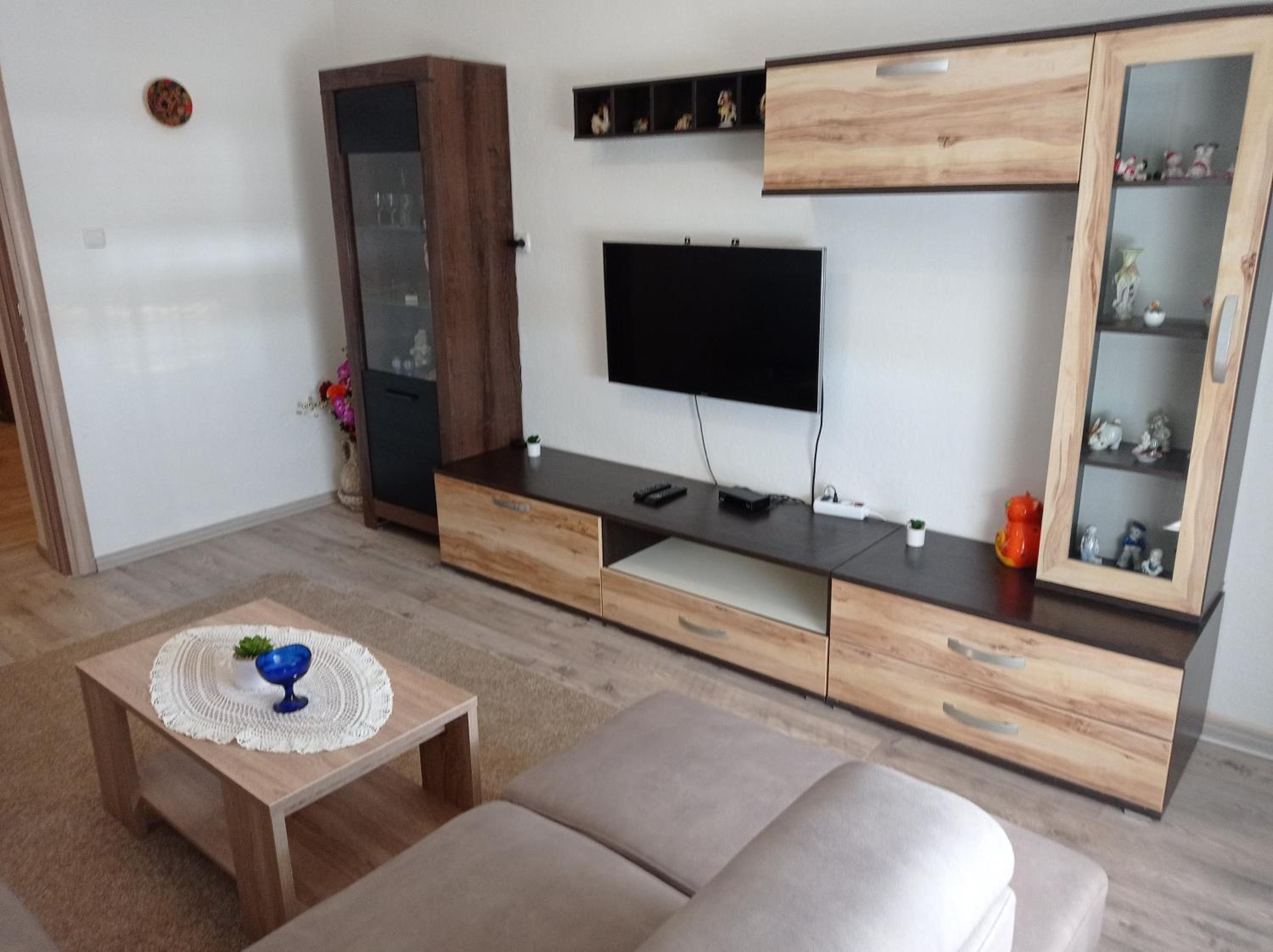 One-Bedroom Apartment - Photo 18