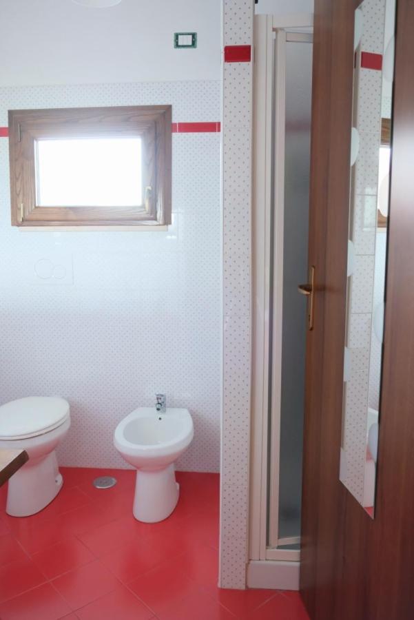 Double Room - Photo 5