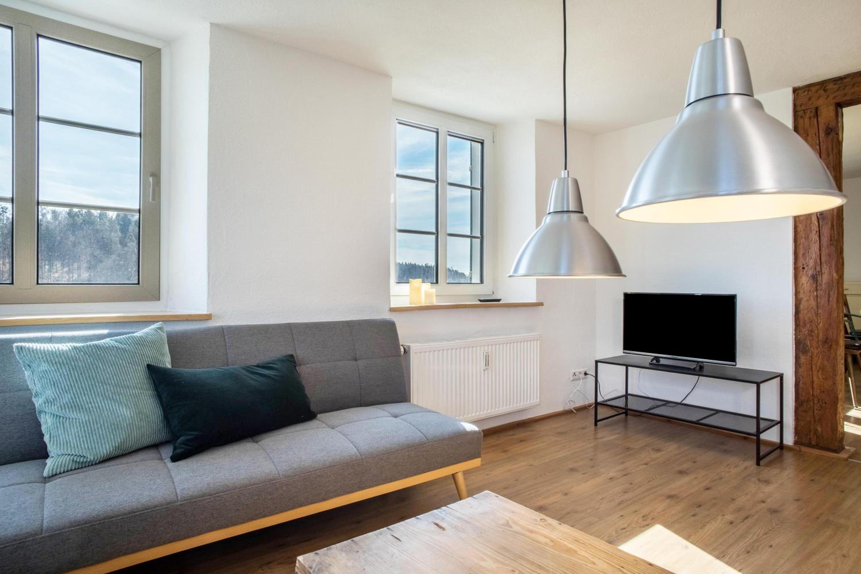 Three-Bedroom Apartment with Mountain View